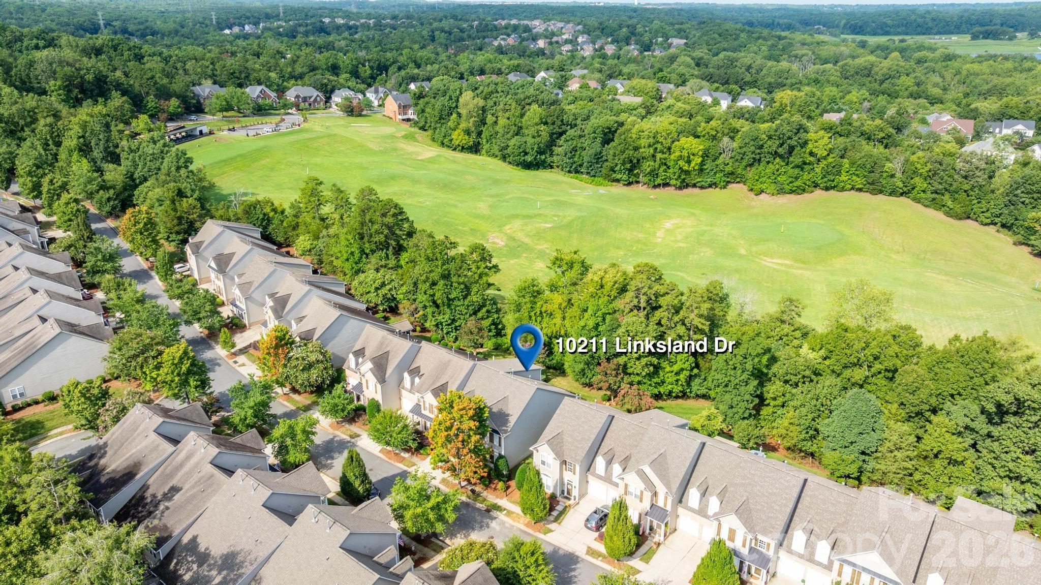 10211 Linksland Dr, Huntersville, NC 28078