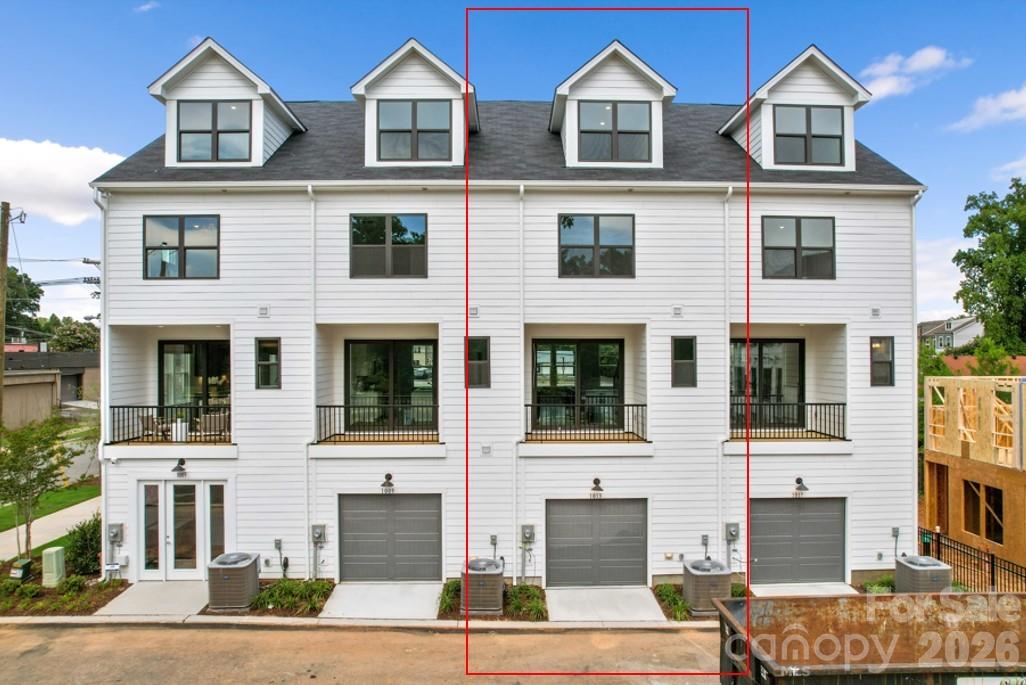 1013 Revival Row, Charlotte, NC 28208