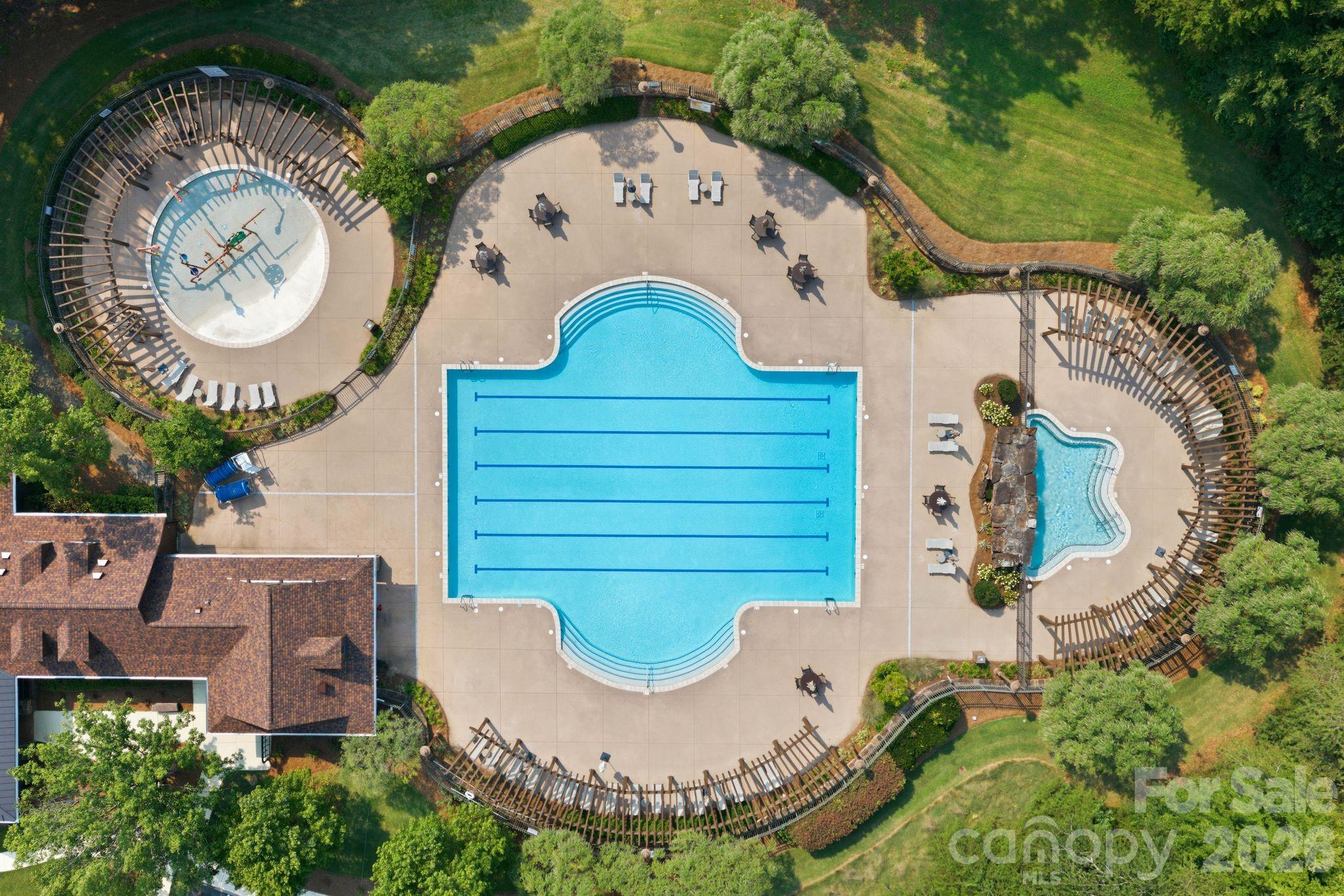 10220 Wildlife Rd, Charlotte, NC 28278