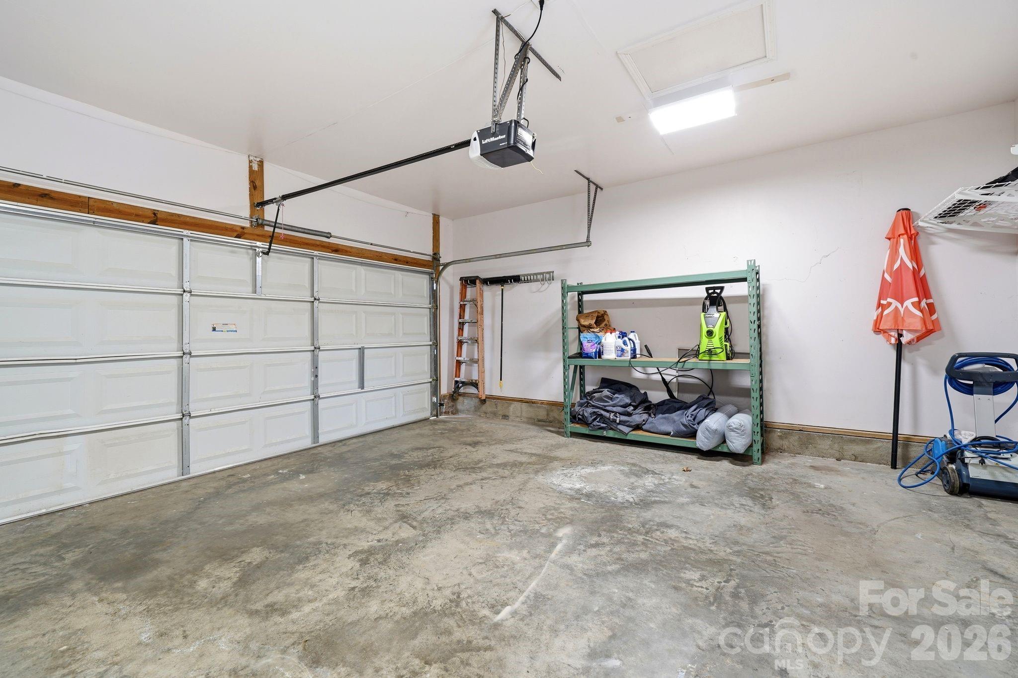 1556 Meadow Glen Ln, Rock Hill, SC 29730