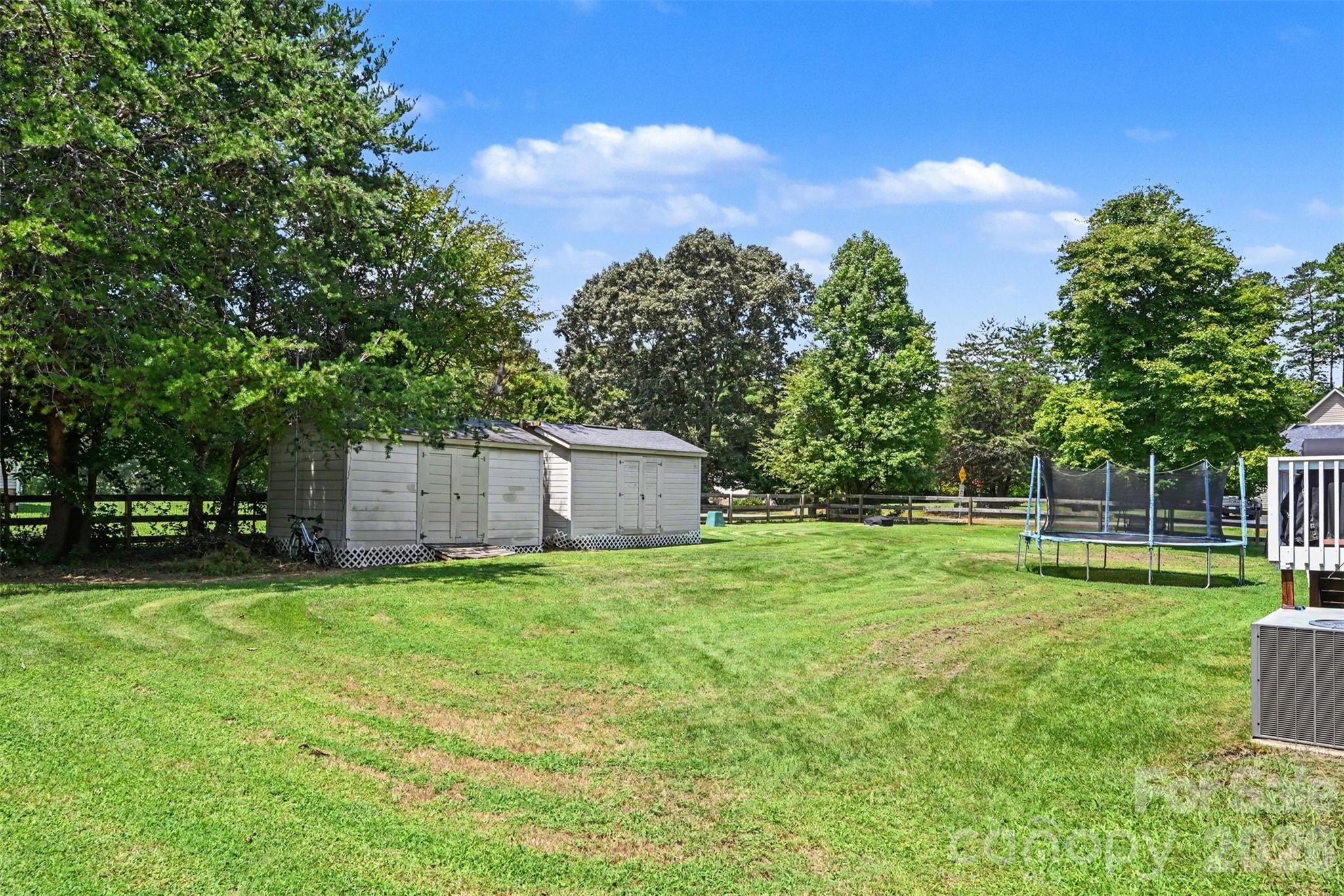 1945 Rhyne Rd, Dallas, NC 28034