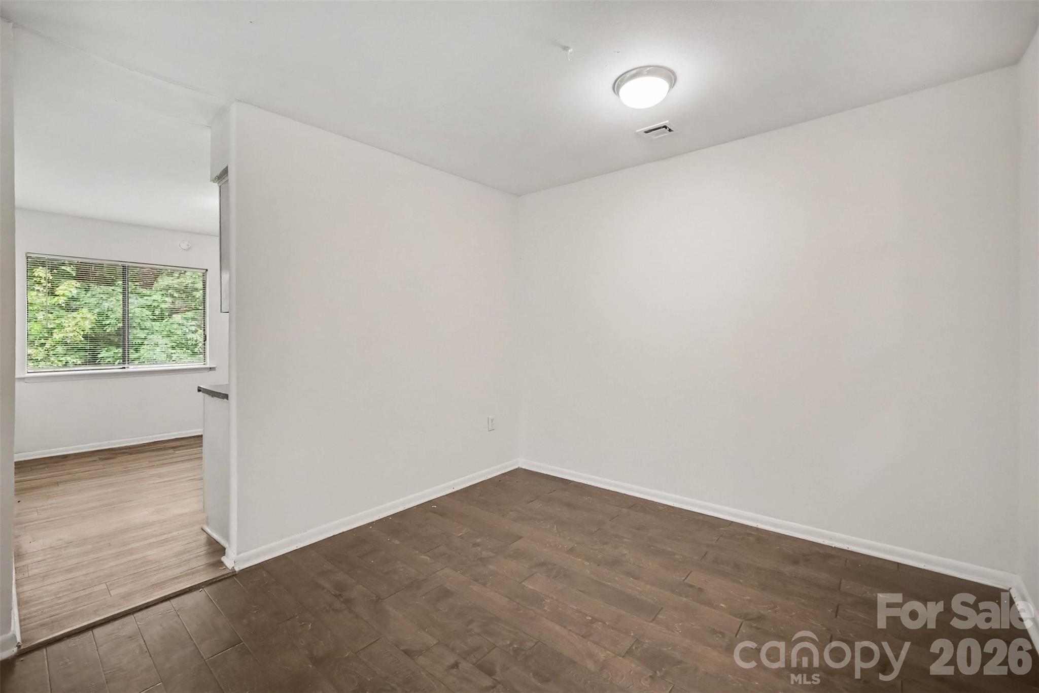 4902 Spring Lake Dr #E, Charlotte, NC 28212
