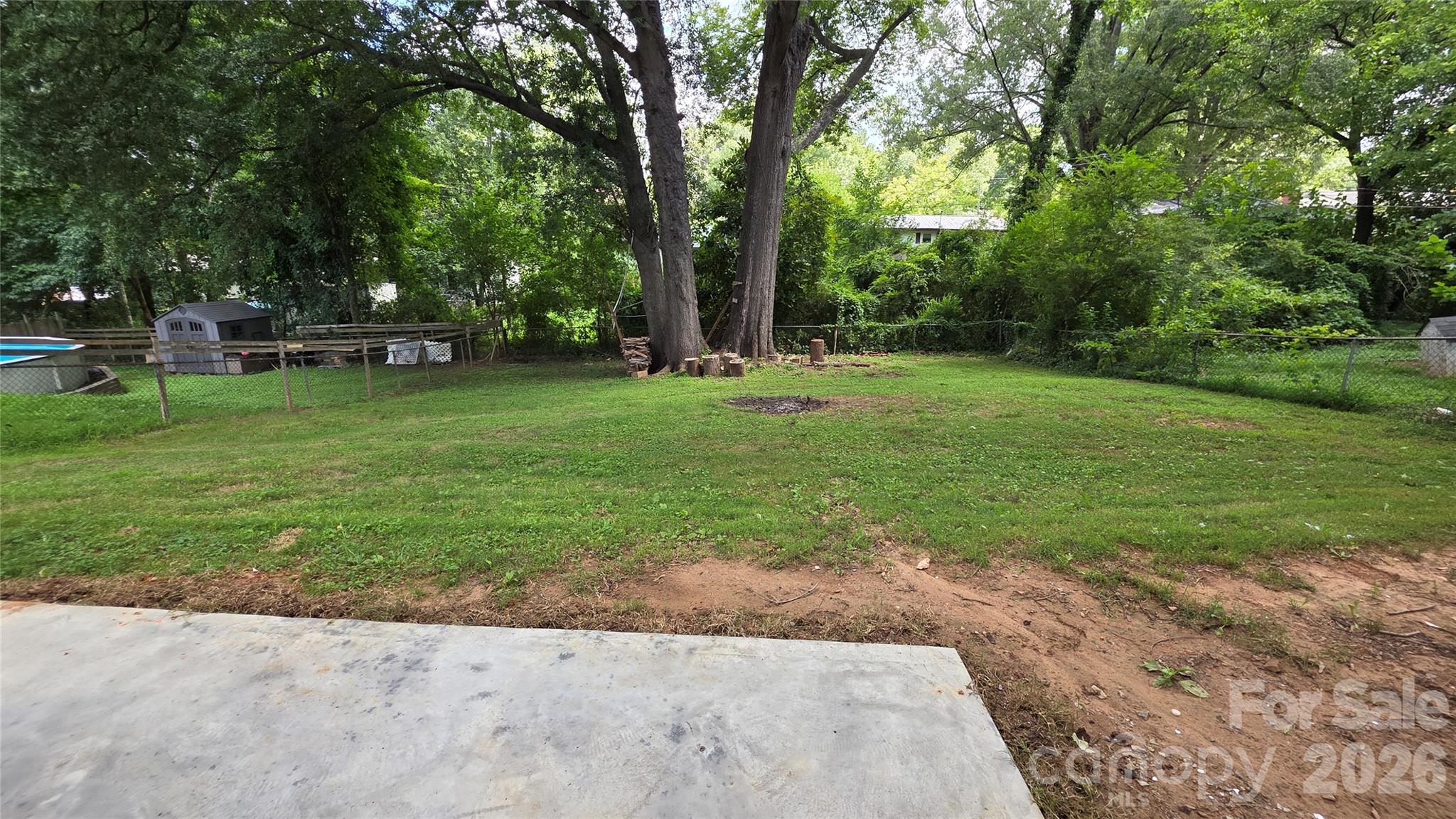 513 E Ohio Ave, Bessemer City, NC 28016