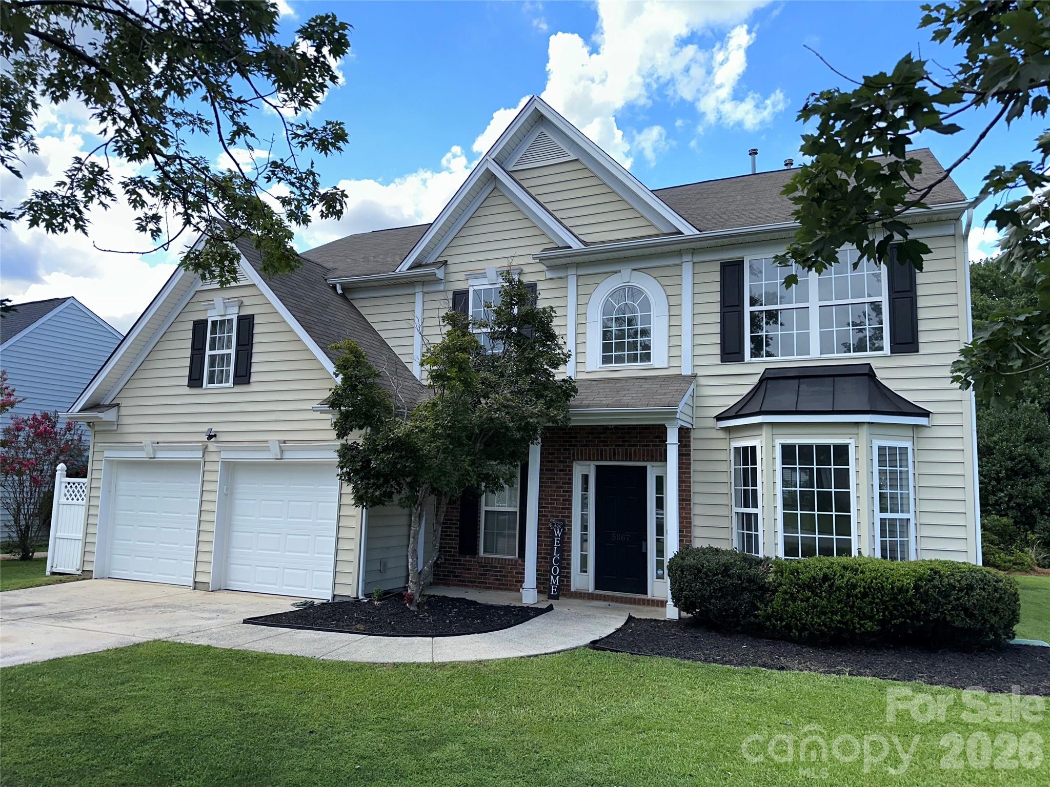 5867 Crimson Oak Ct, Harrisburg, NC 28075