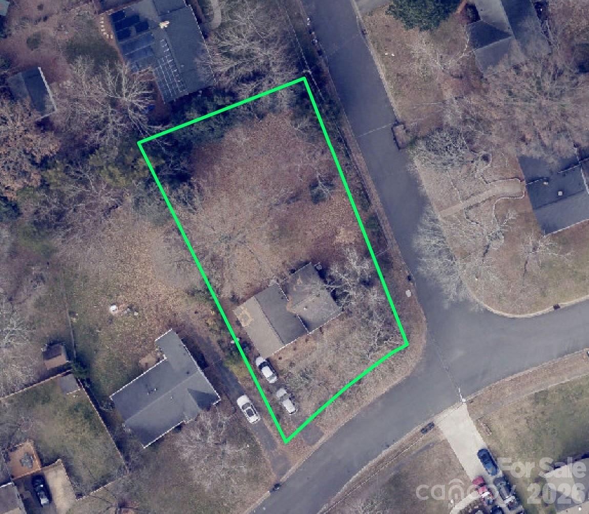 7200 Woodstock Dr, Charlotte, NC 28210