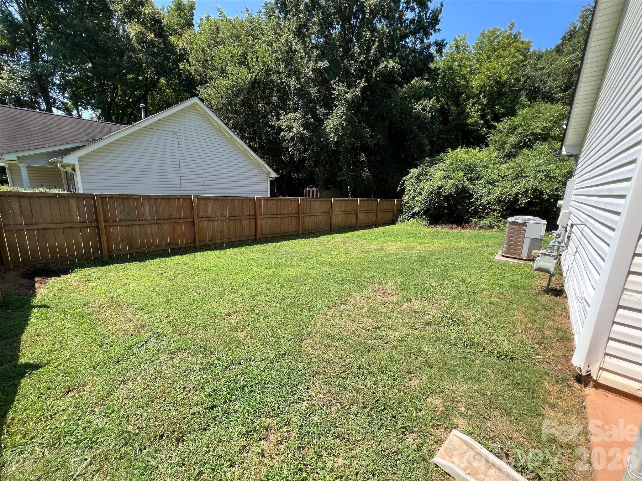 2630 Larry Dr, Charlotte, NC 28214