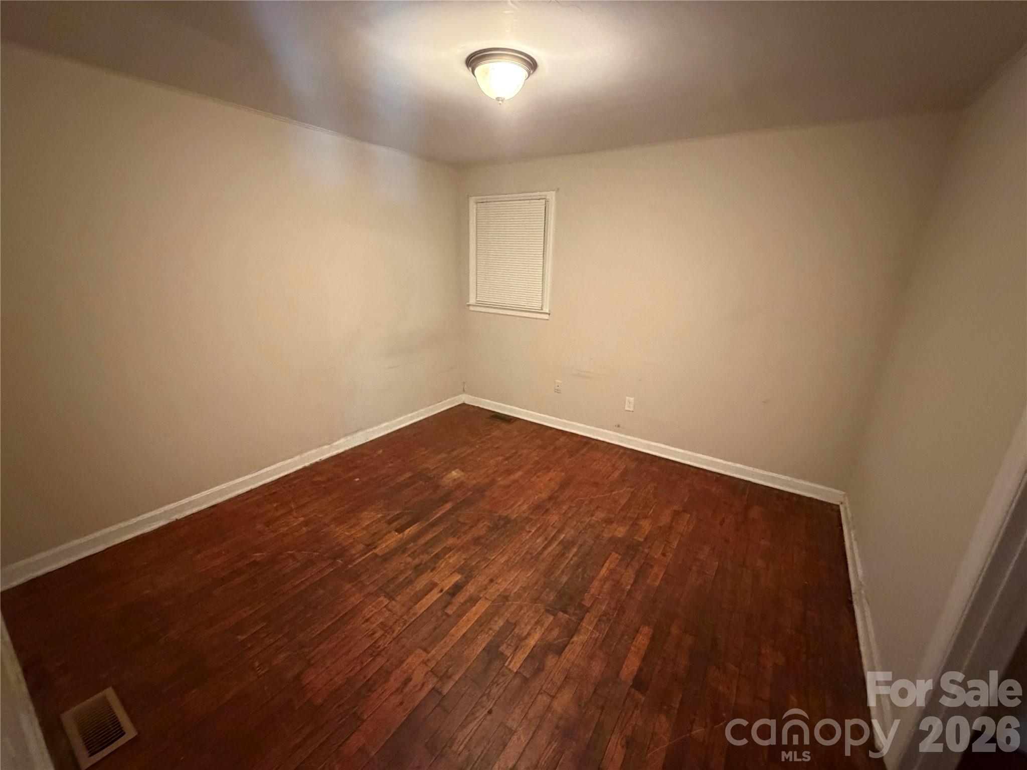 2558 Milton Ave, Gastonia, NC 28052