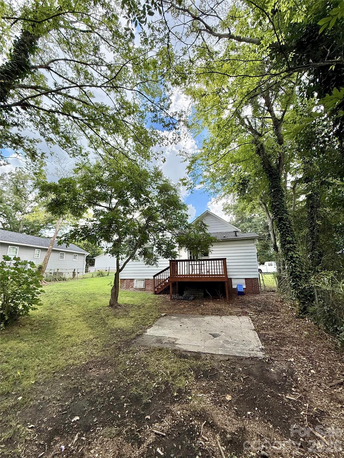 45 White St, Chester, SC 29706