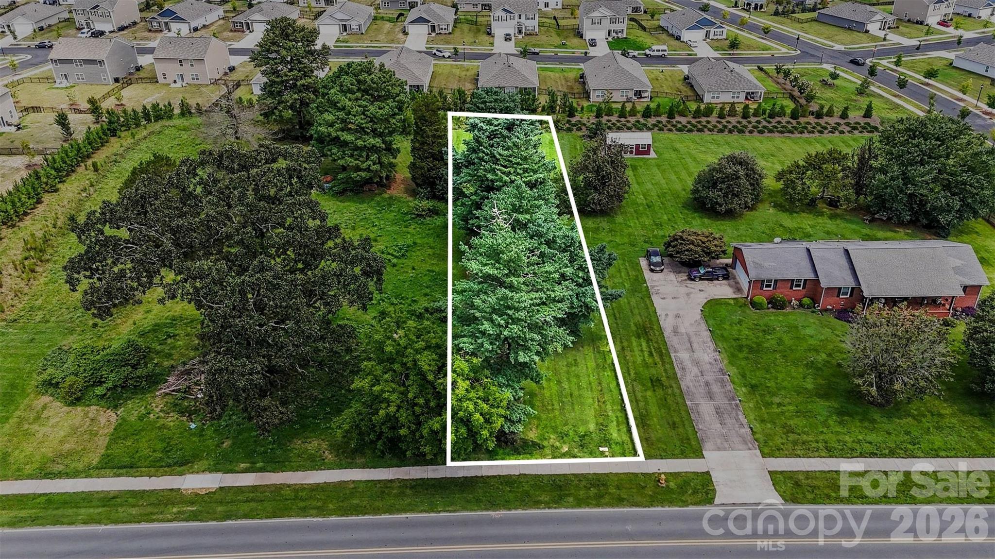495 Perry Rd, Troutman, NC 28166