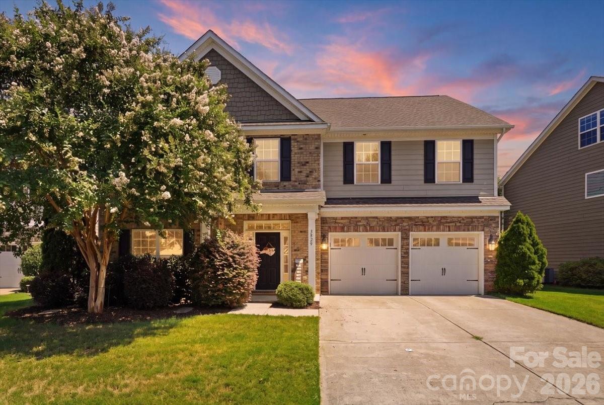 3829 Franklin Meadows Dr, Matthews, NC 28105