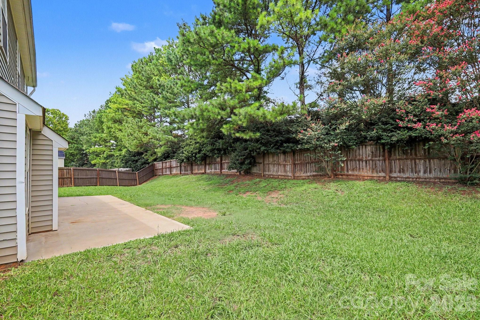 2877 Oasis Ln, Charlotte, NC 28214