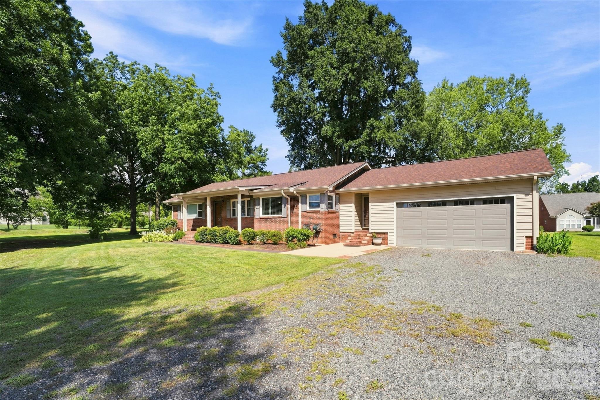 7800 Browne Rd, Charlotte, NC 28269