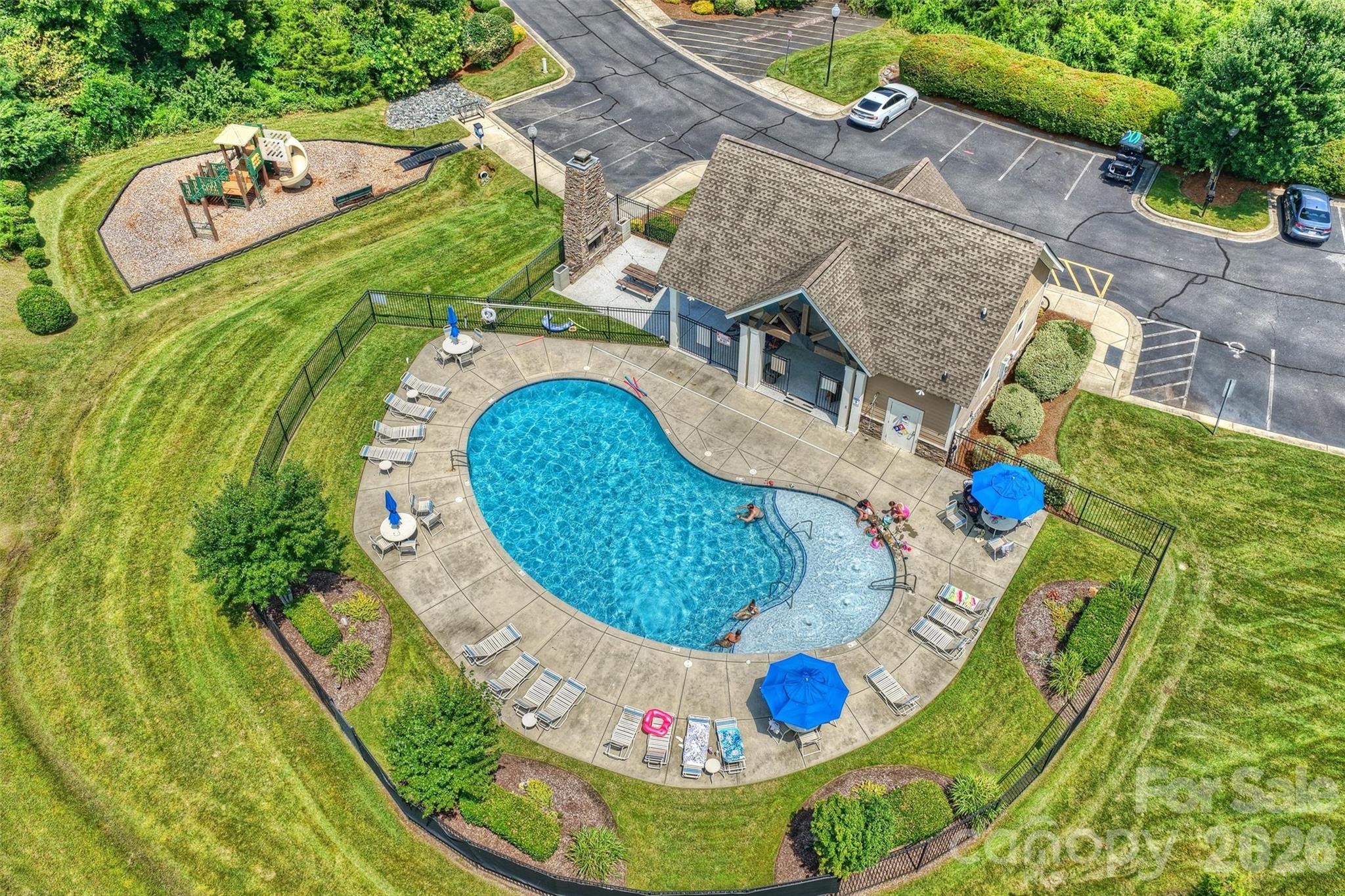 10542 Sweethaven Ln, Harrisburg, NC 28075
