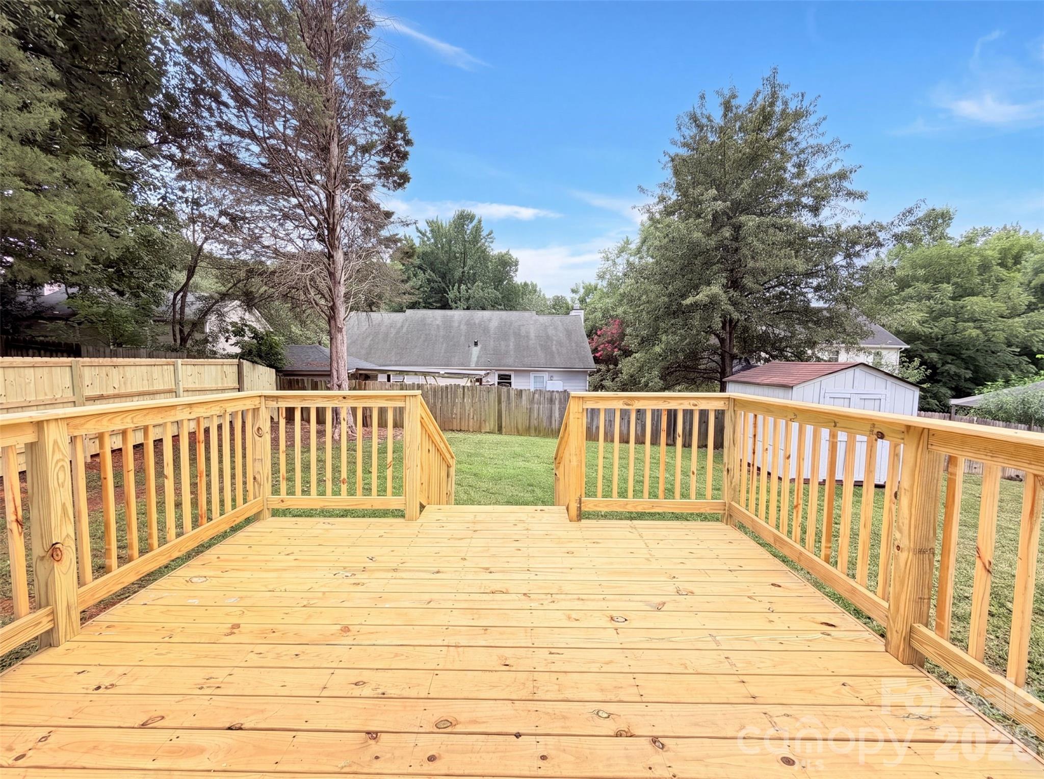 8822 Hunter Green Ln, Charlotte, NC 28227