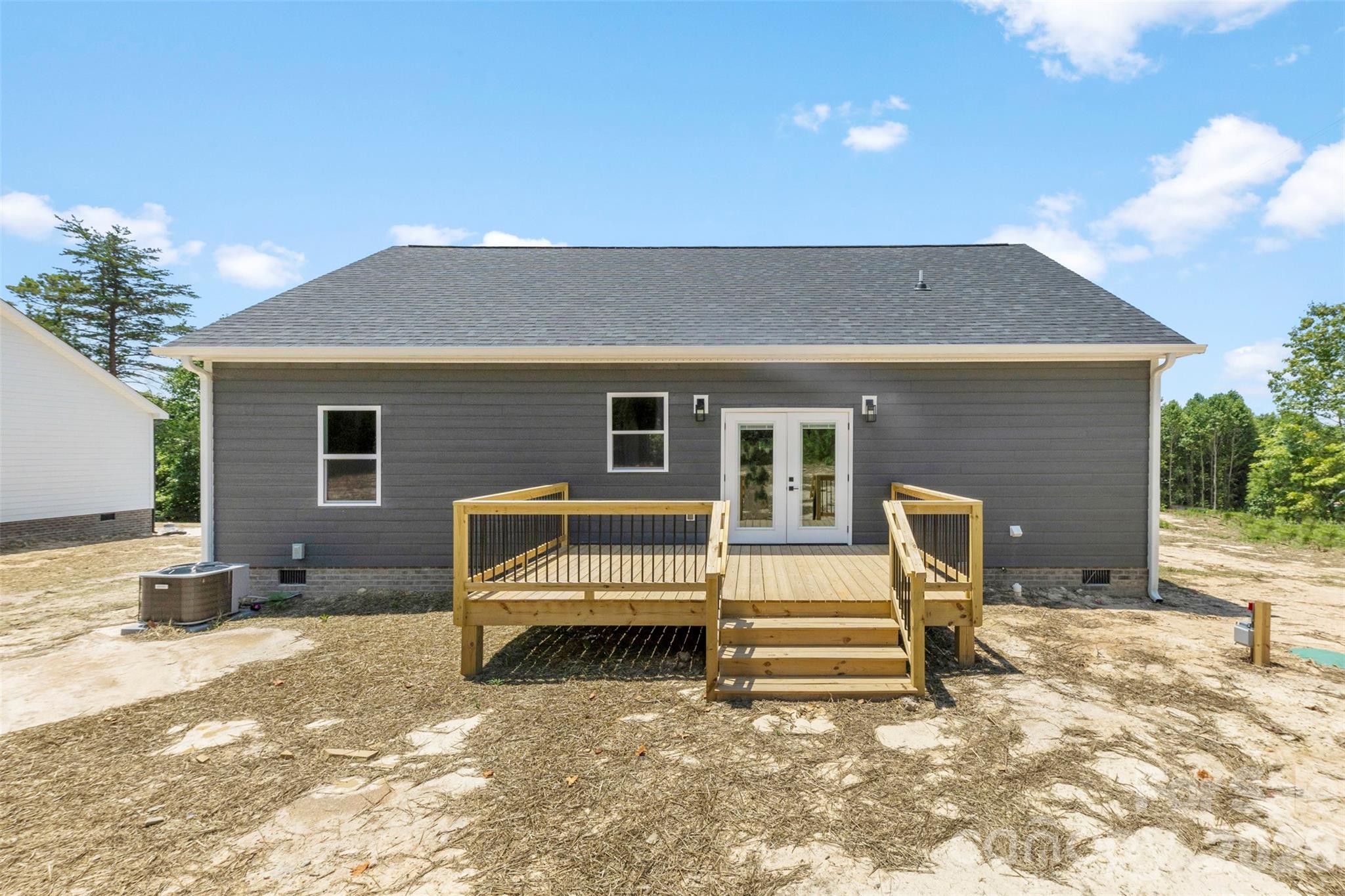 105 Darvee Rd, Blacksburg, SC 29702