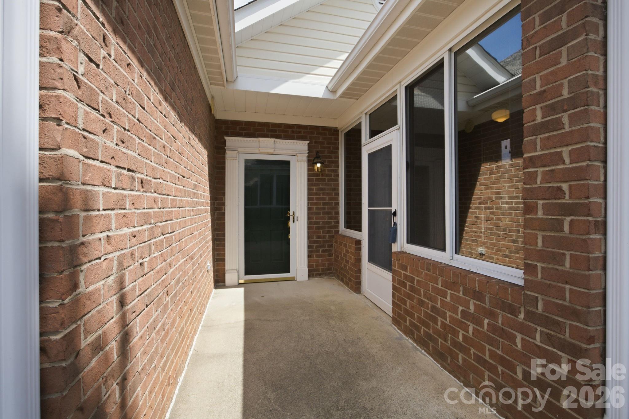 8528 Highland Glen Dr, Charlotte, NC 28269