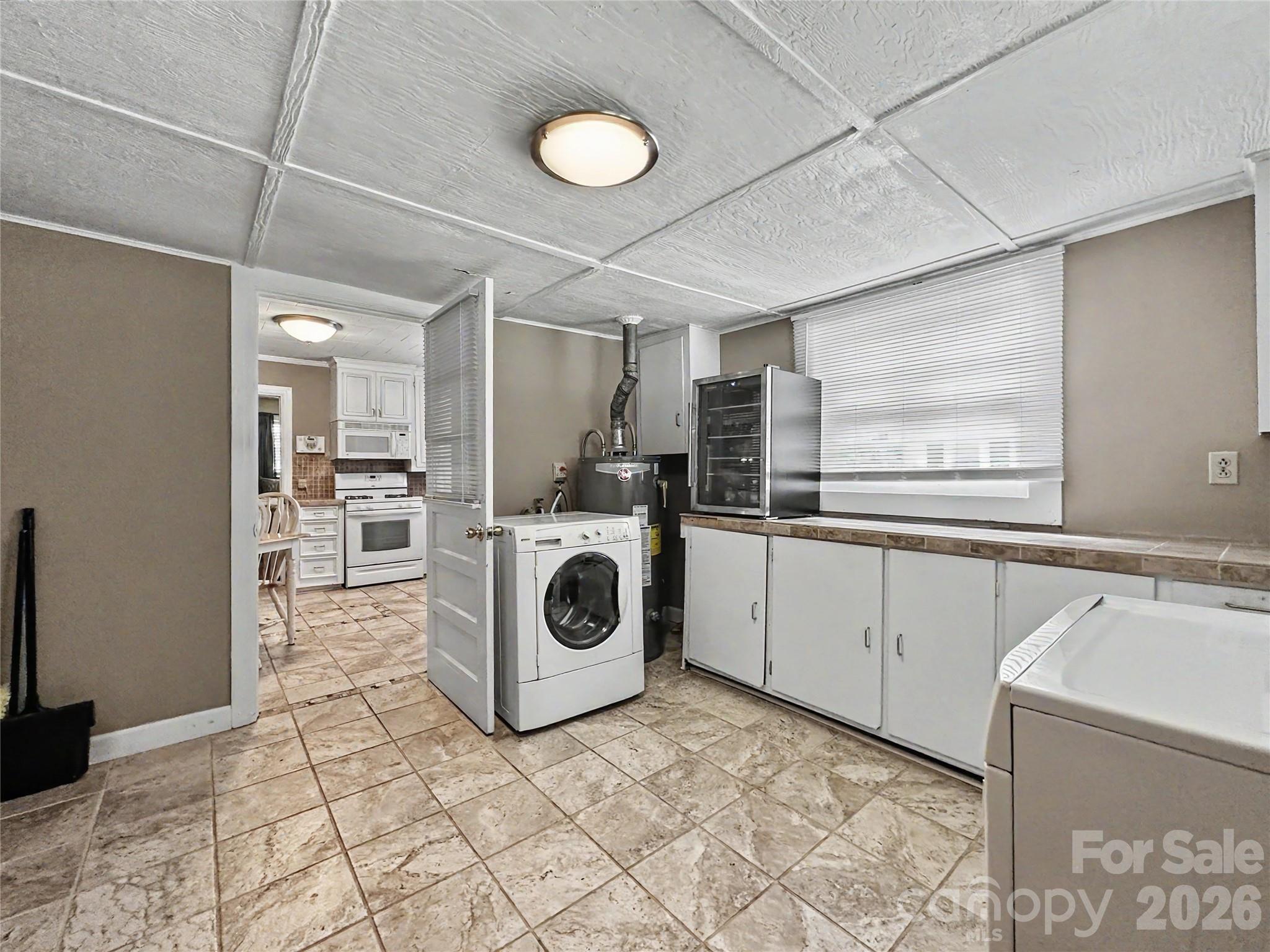 832 Baker St, Statesville, NC 28677