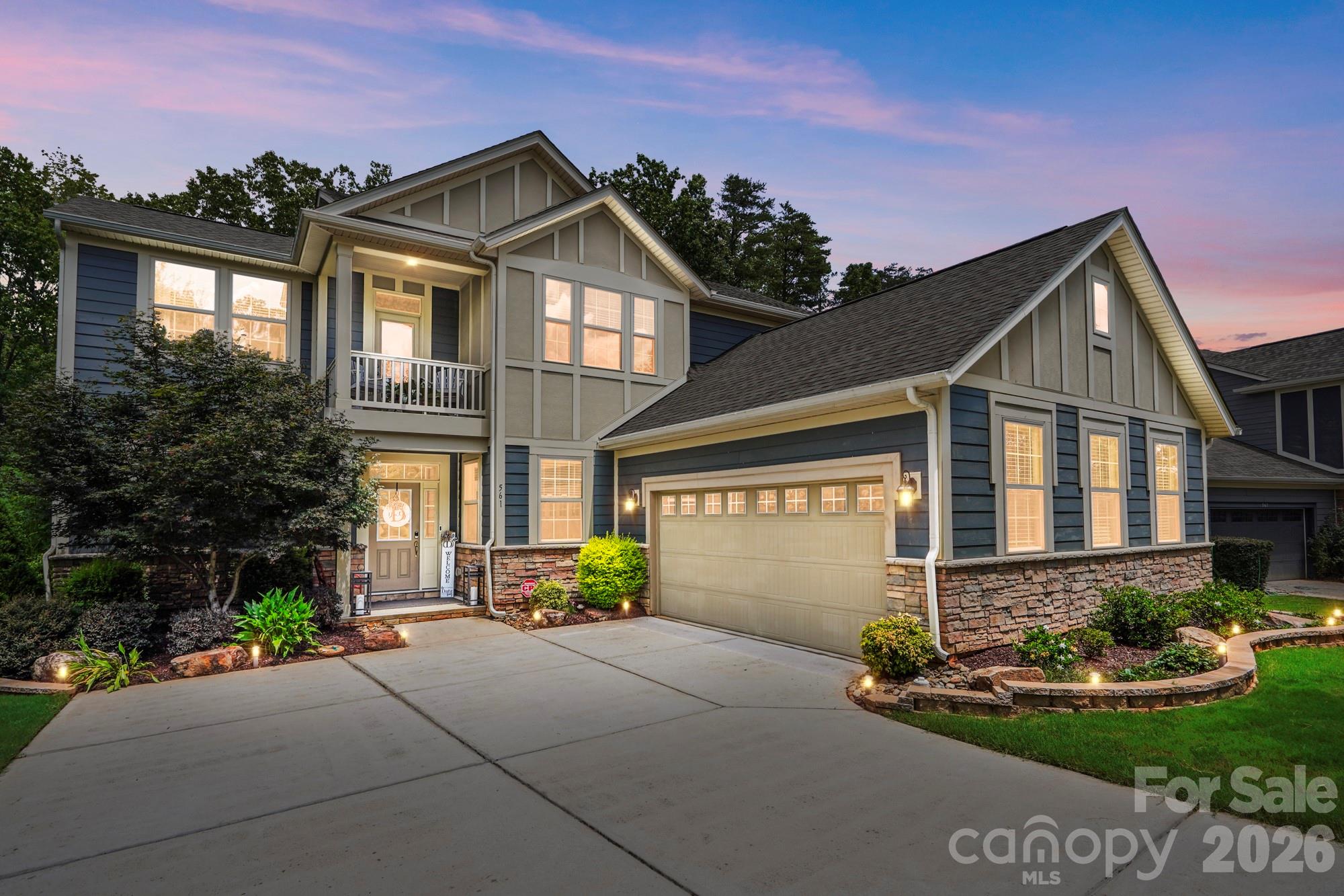 561 Sandbar Point, Lake Wylie, SC 29710