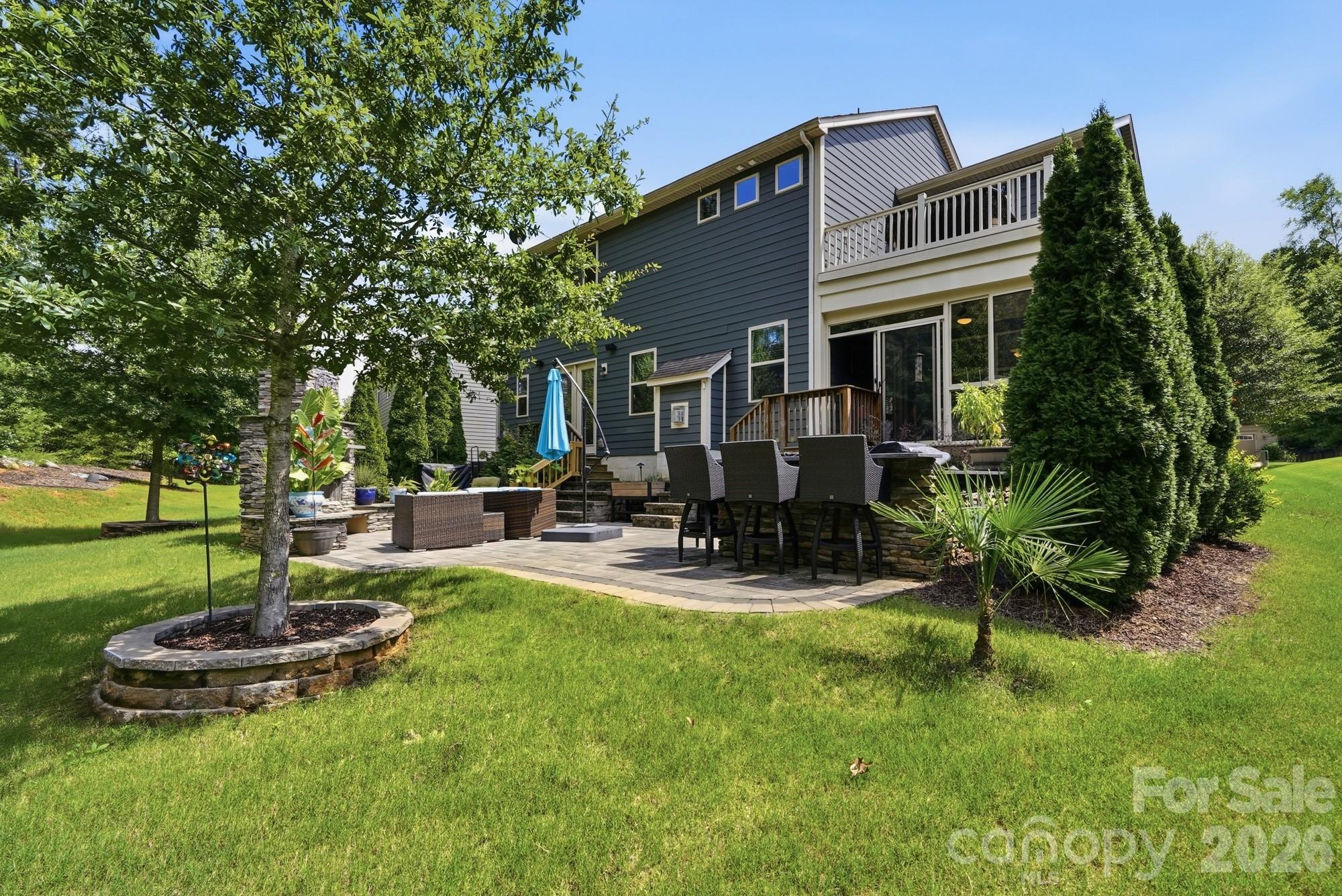 561 Sandbar Point, Lake Wylie, SC 29710