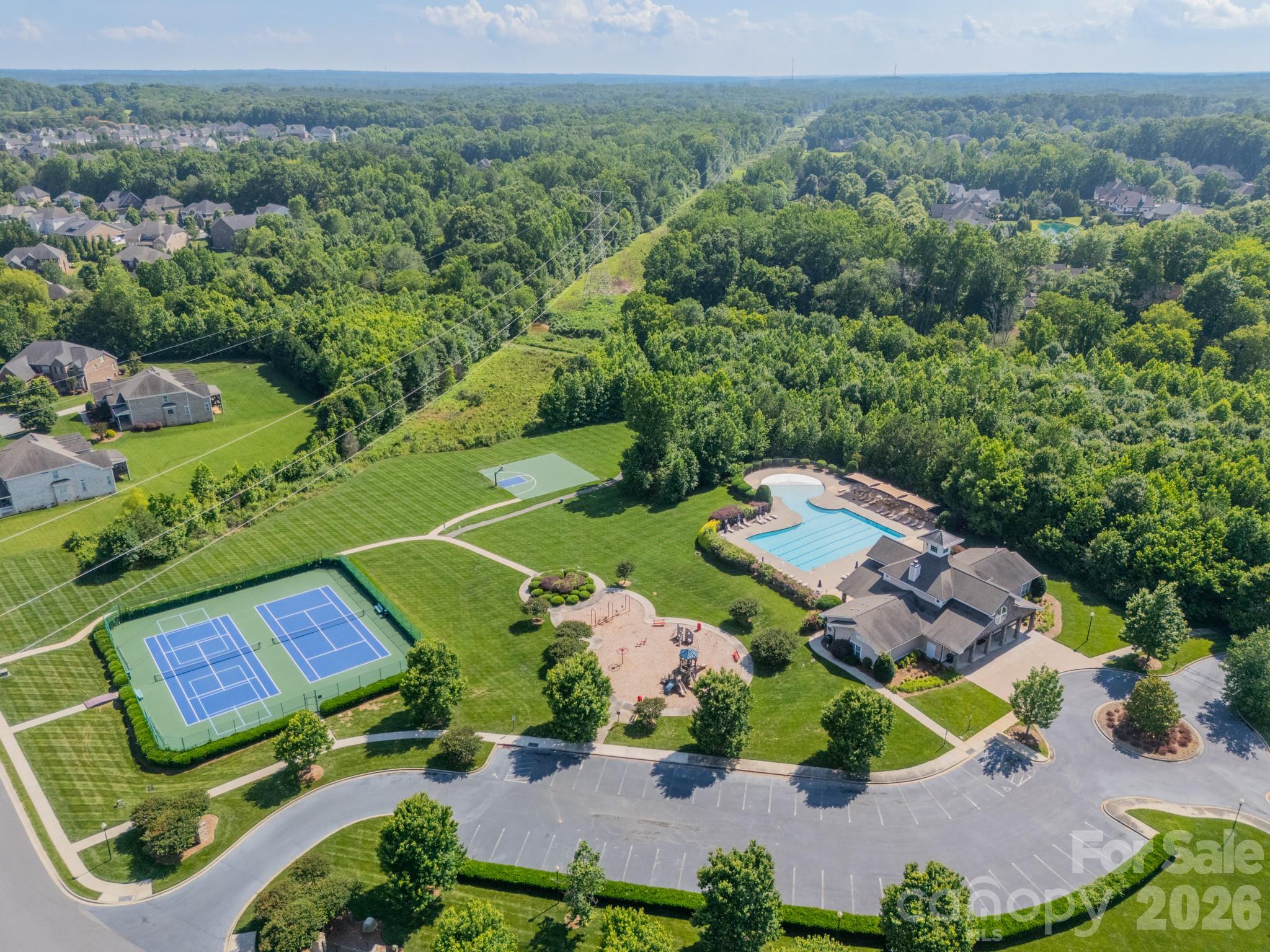 417 Five Leaf Ln, Waxhaw, NC 28173