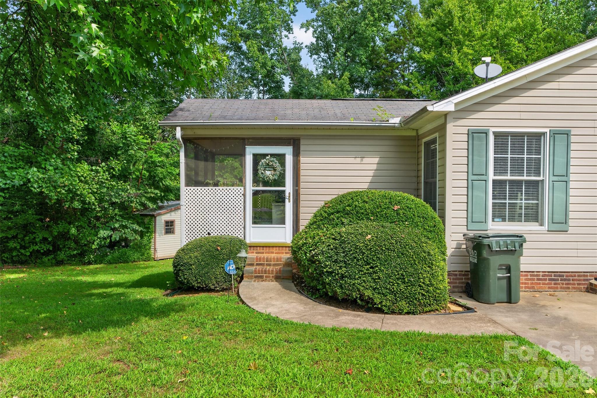 1007 Field Swallow Way, Clover, SC 29710