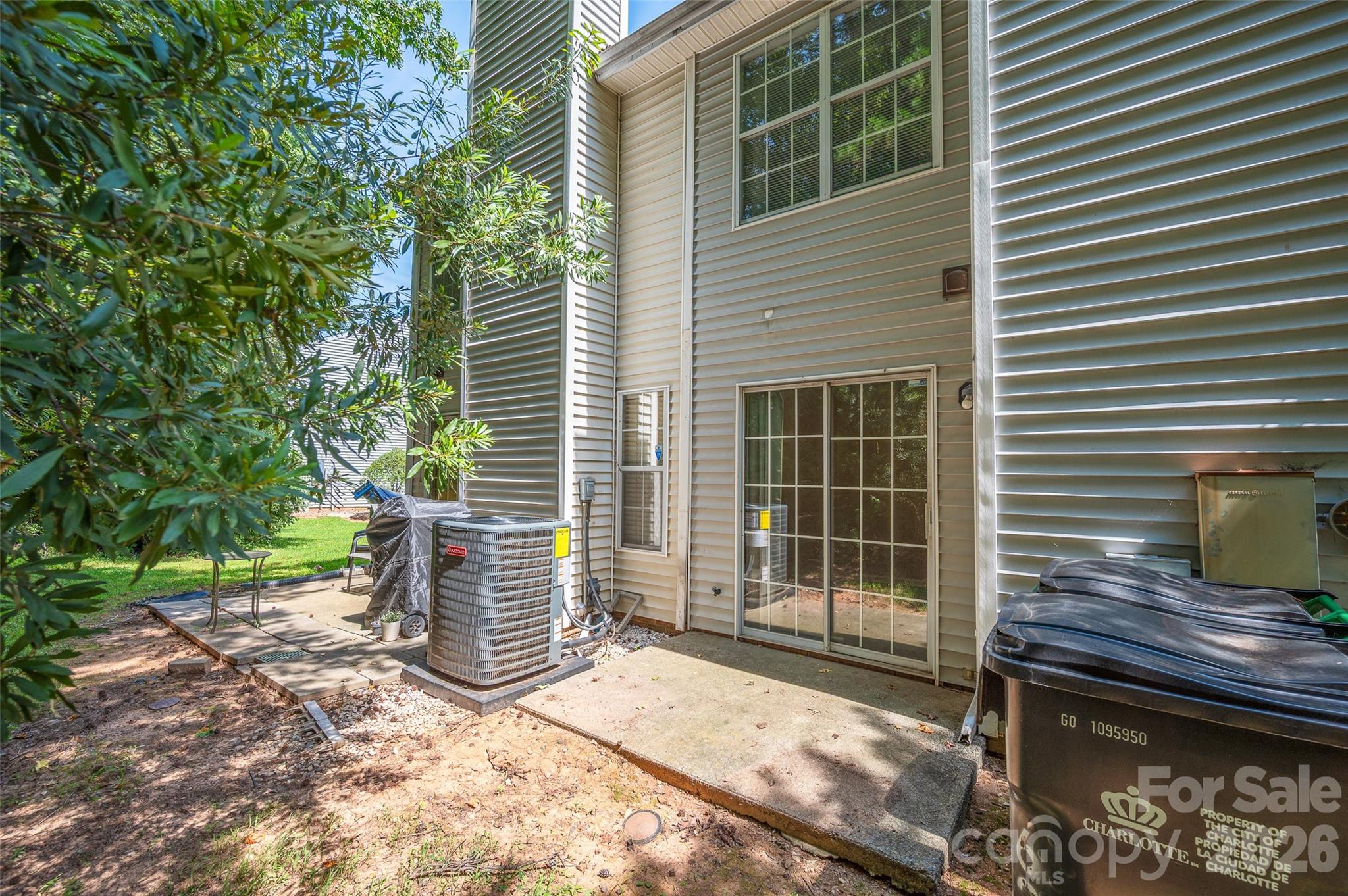6216 Windsor Gate Ln, Charlotte, NC 28215