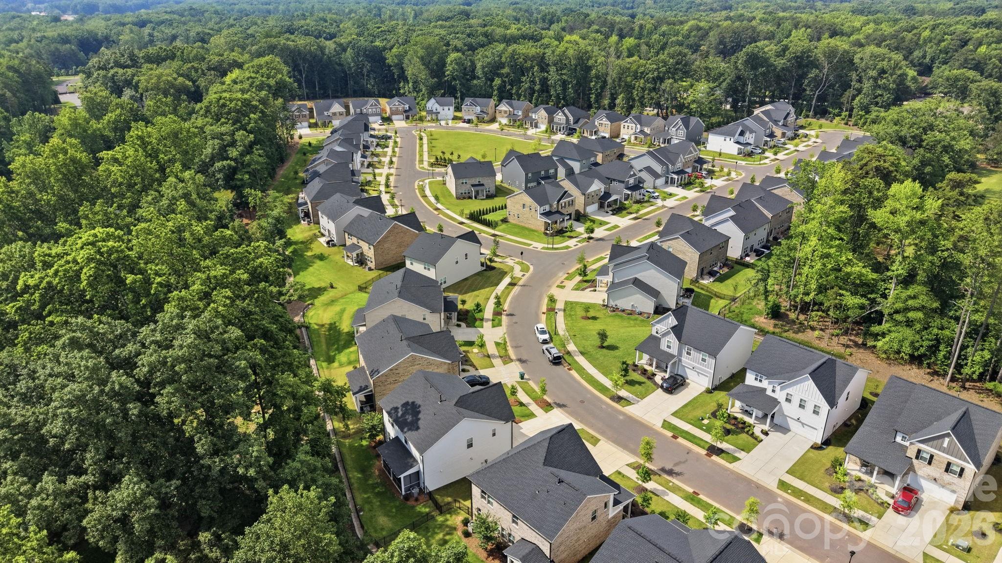 8114 Franklin Trail St, Charlotte, NC 28227