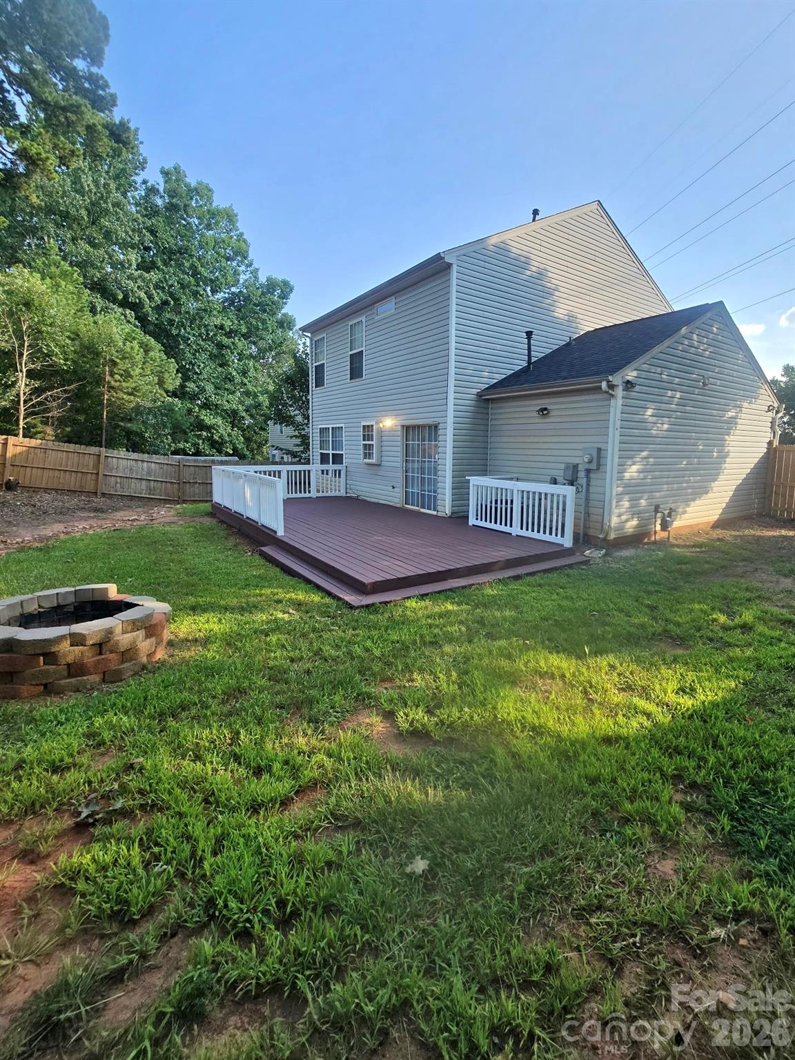 124 Winding Canyon Dr, Charlotte, NC 28214