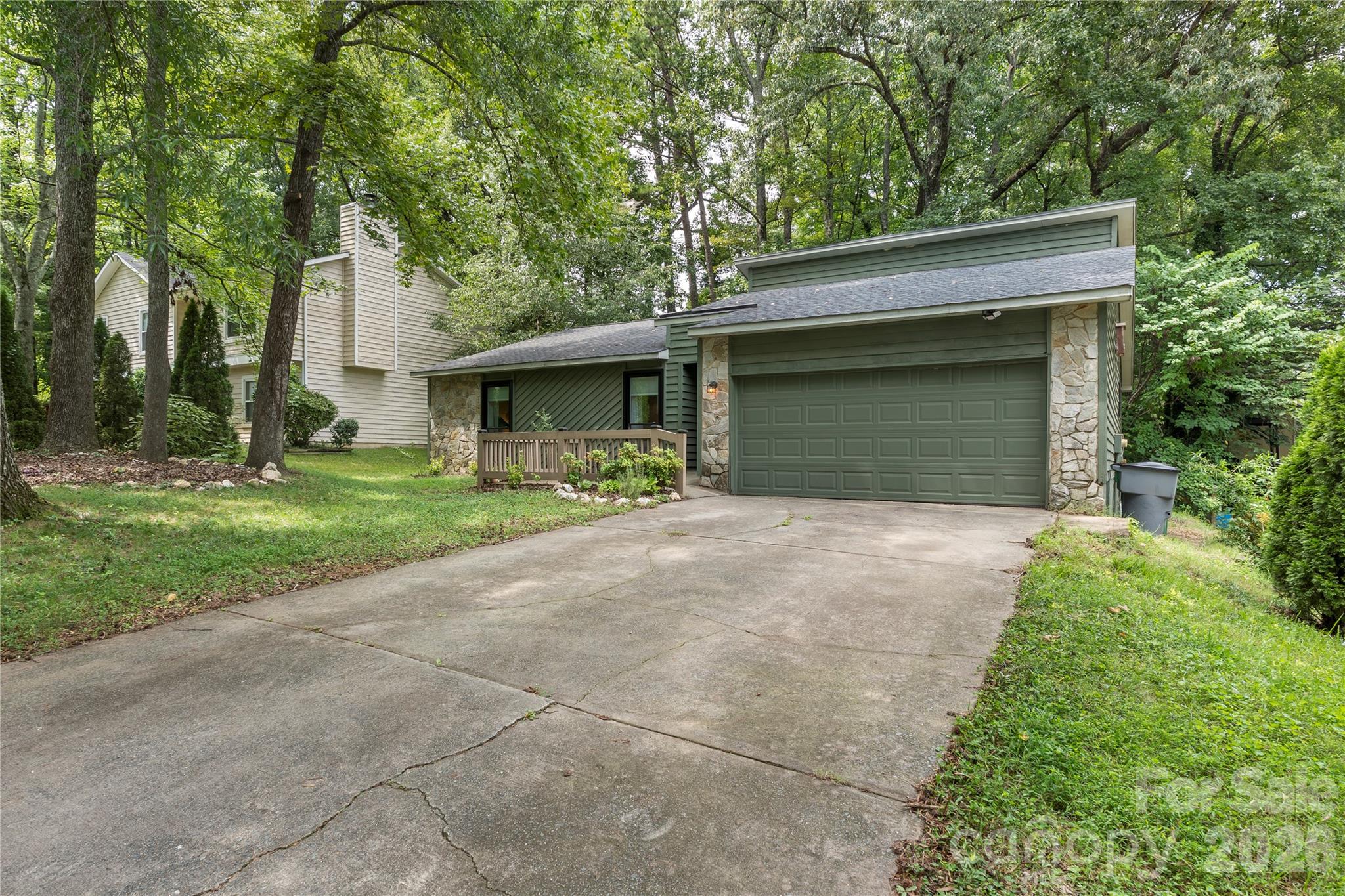 4607 Cricklewood Ln, Charlotte, NC 28212