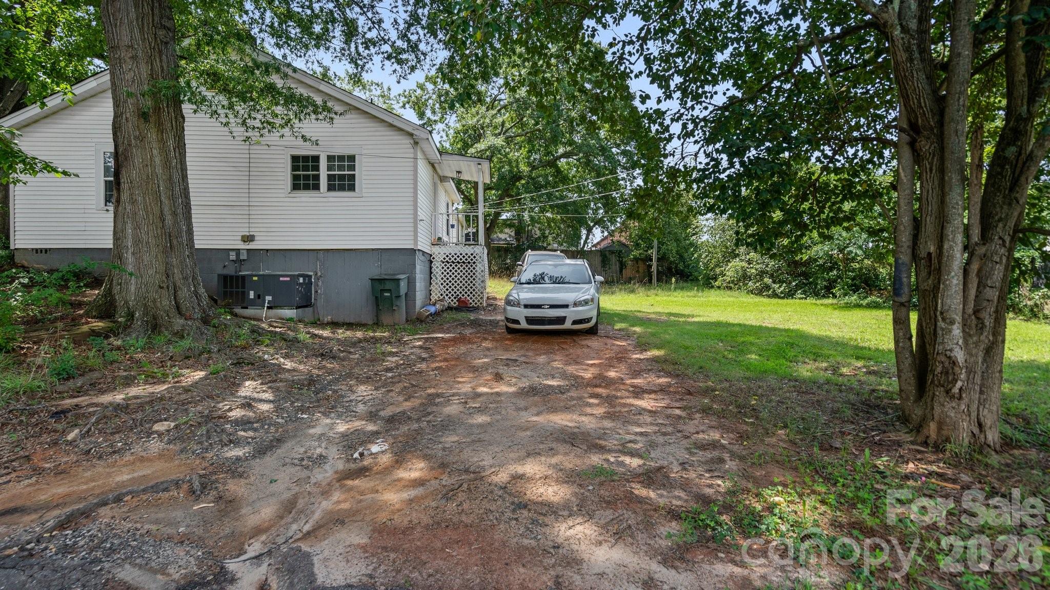1501 Madison St, Gastonia, NC 28052