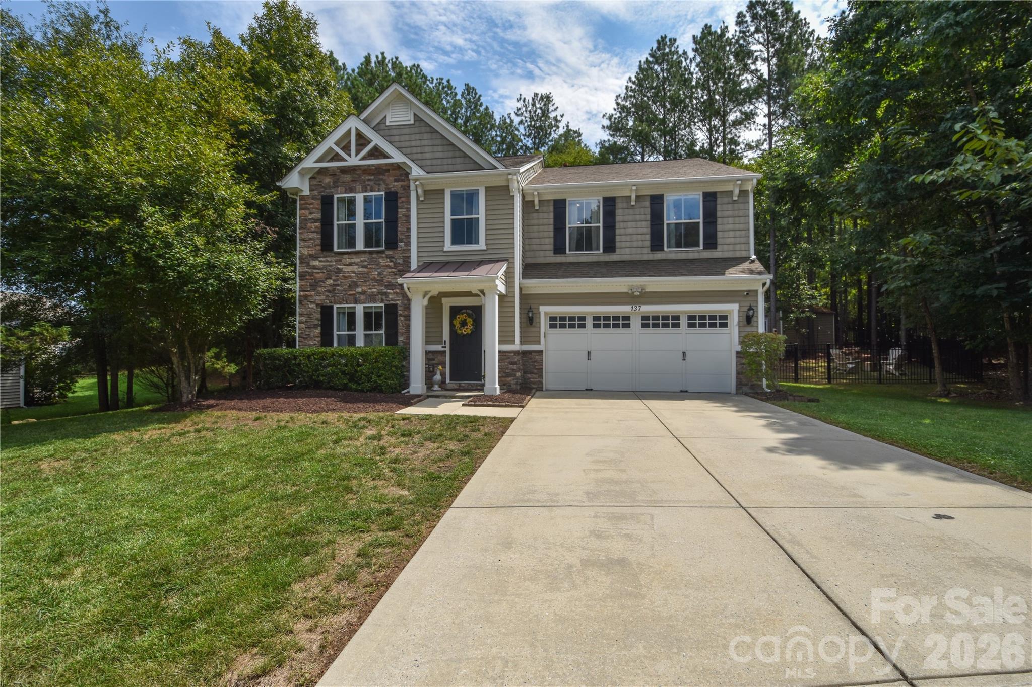 137 Poplin Pl, Clover, SC 29710