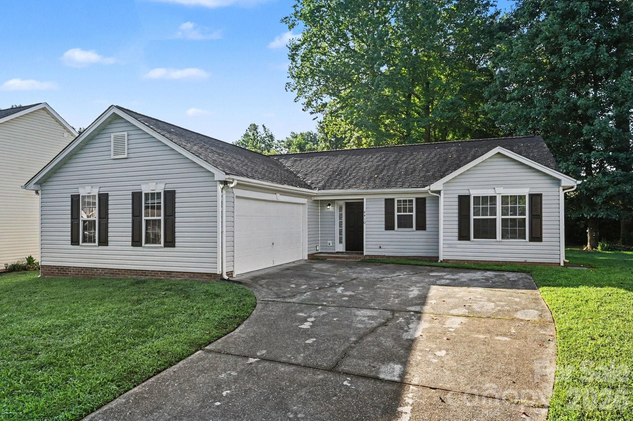 4410 Craven Hill Dr, Charlotte, NC 28216