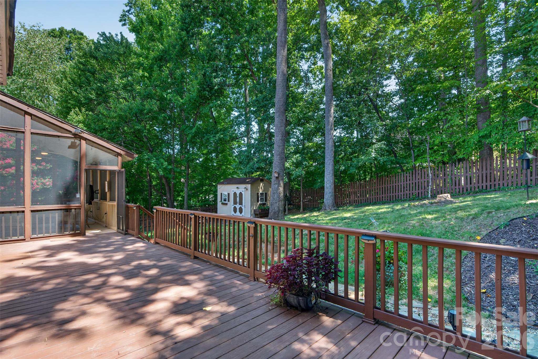 8011 Alba Ct, Charlotte, NC 28269