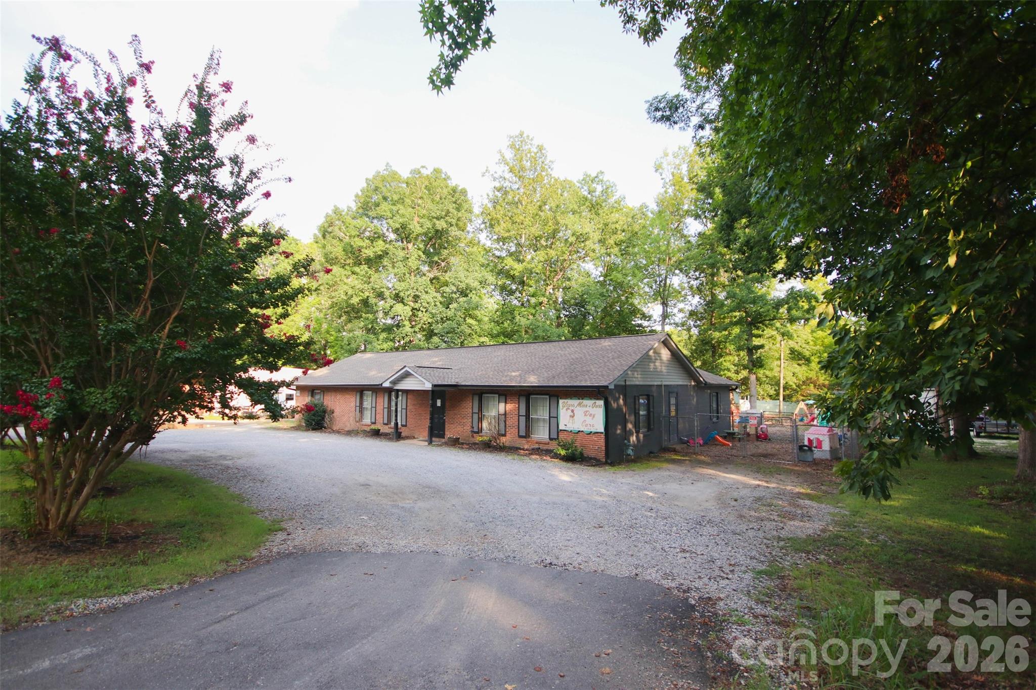 816 Congress St N, York, SC 29745