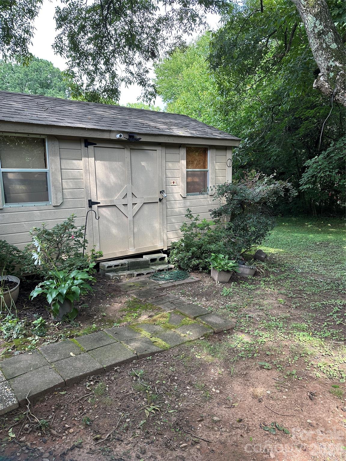 33 Railroad Ave, York, SC 29745