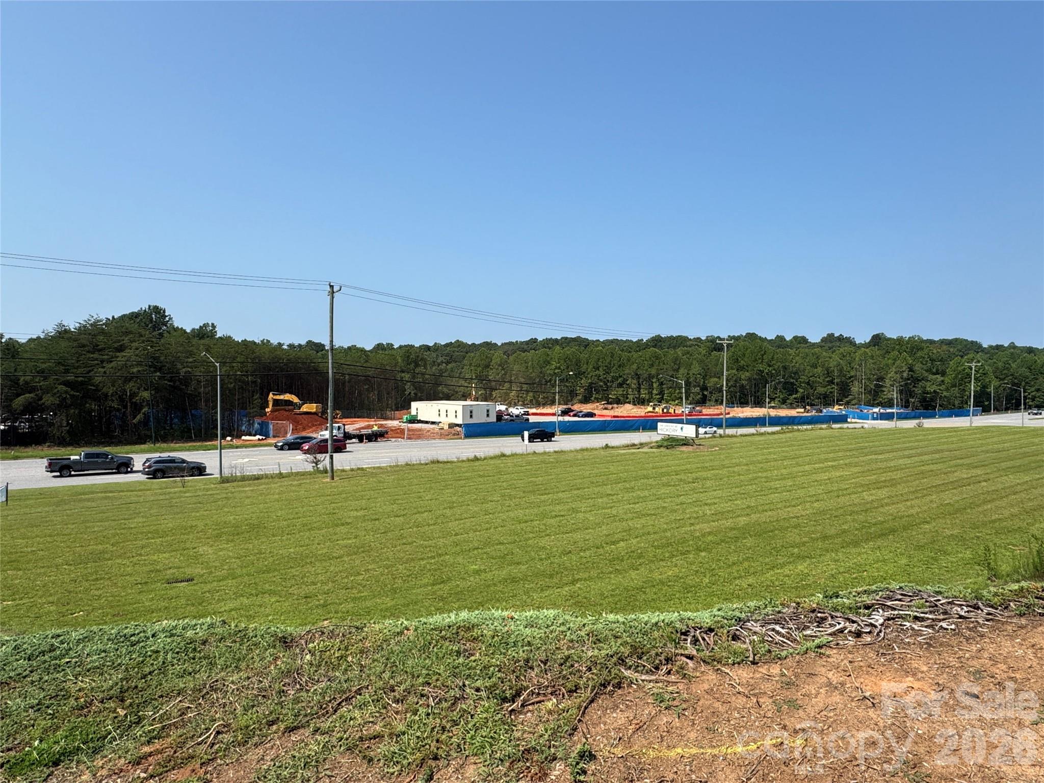 8 8th Ave SE, Hickory, NC 28602