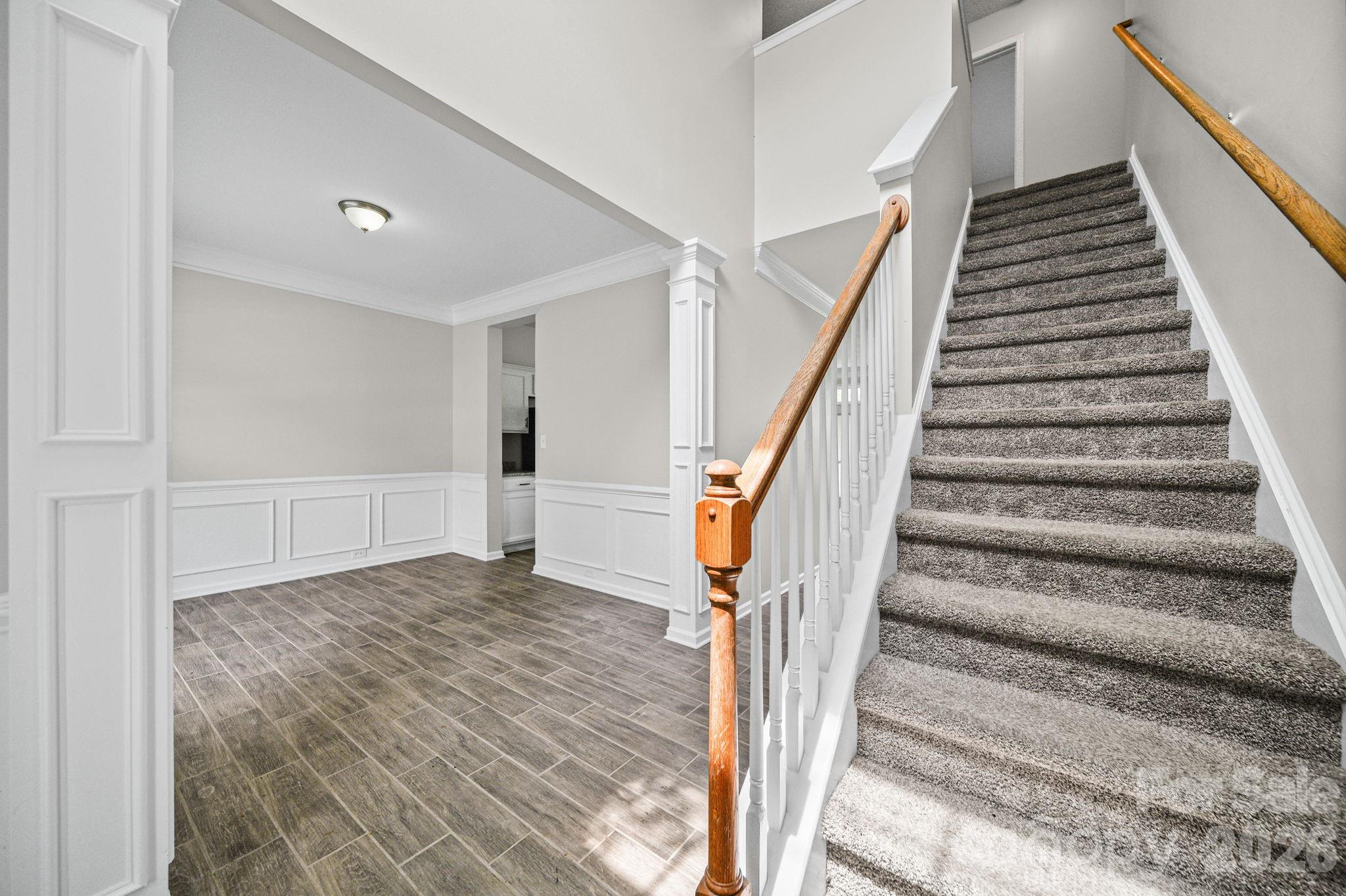 8246 Weeping Fig Ln, Charlotte, NC 28215