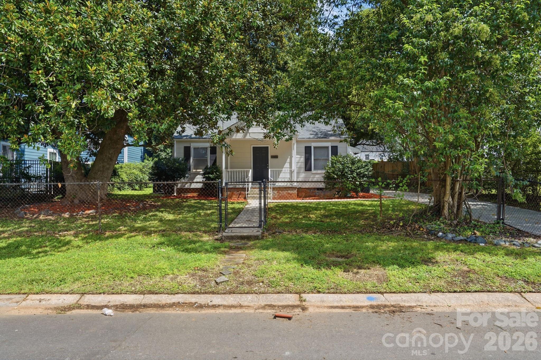 119 S Gregg St, Charlotte, NC 28208