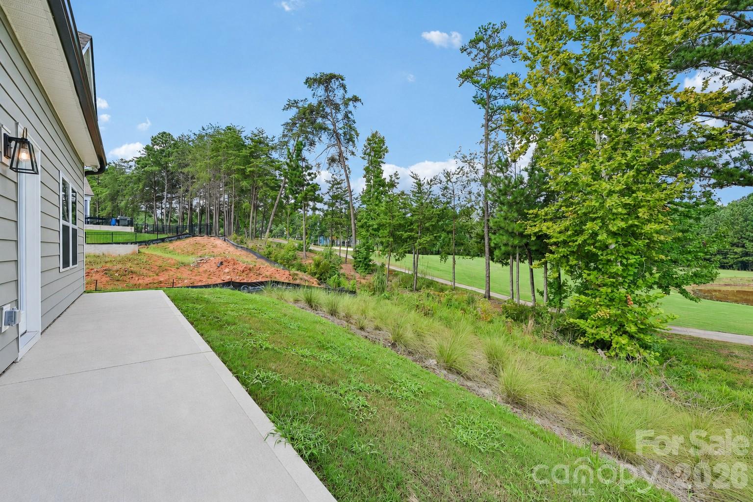 36170 Greg Norman Dr #1009, Lancaster, SC 29720
