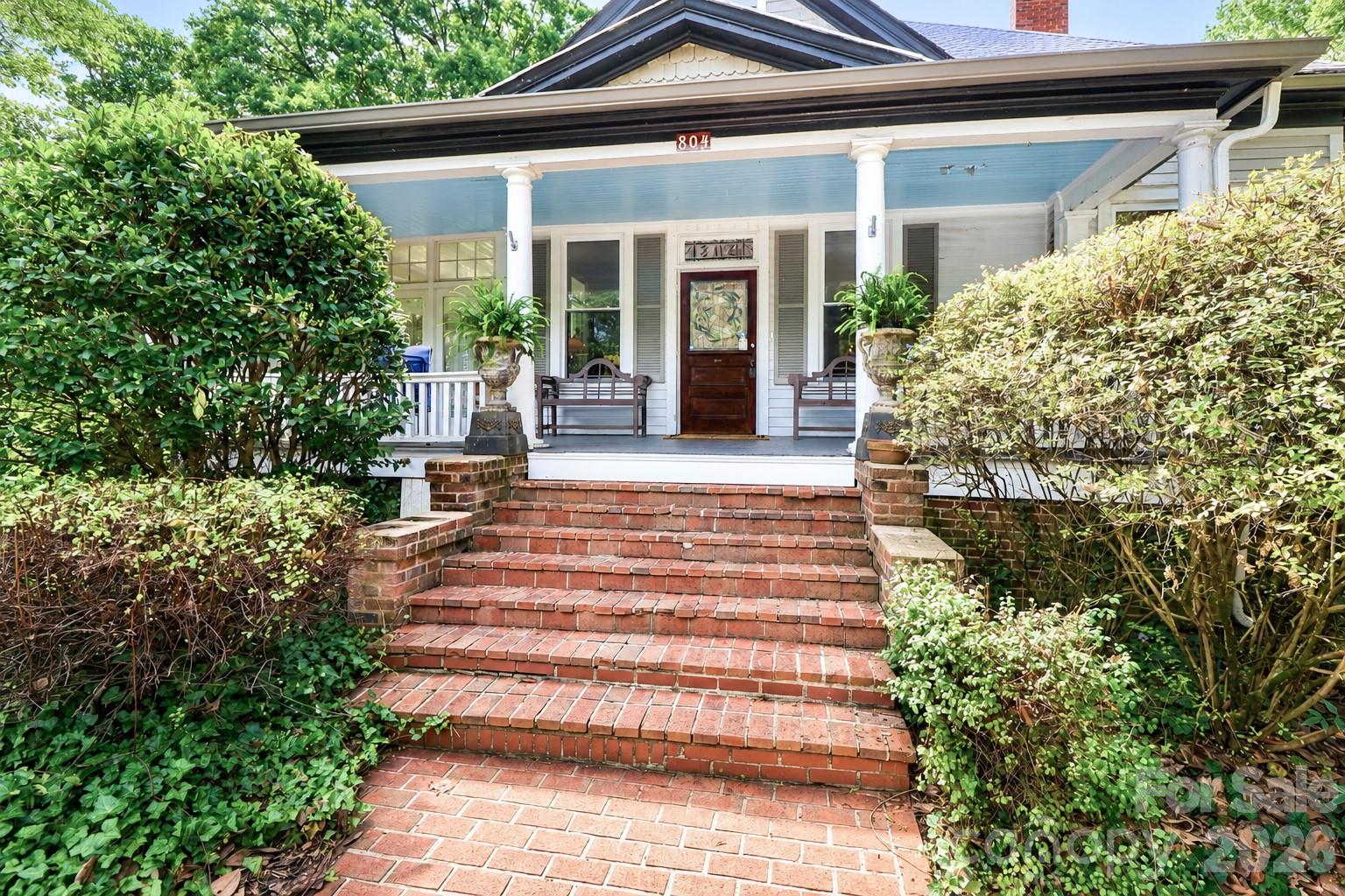 804 E Broad St, Statesville, NC 28677