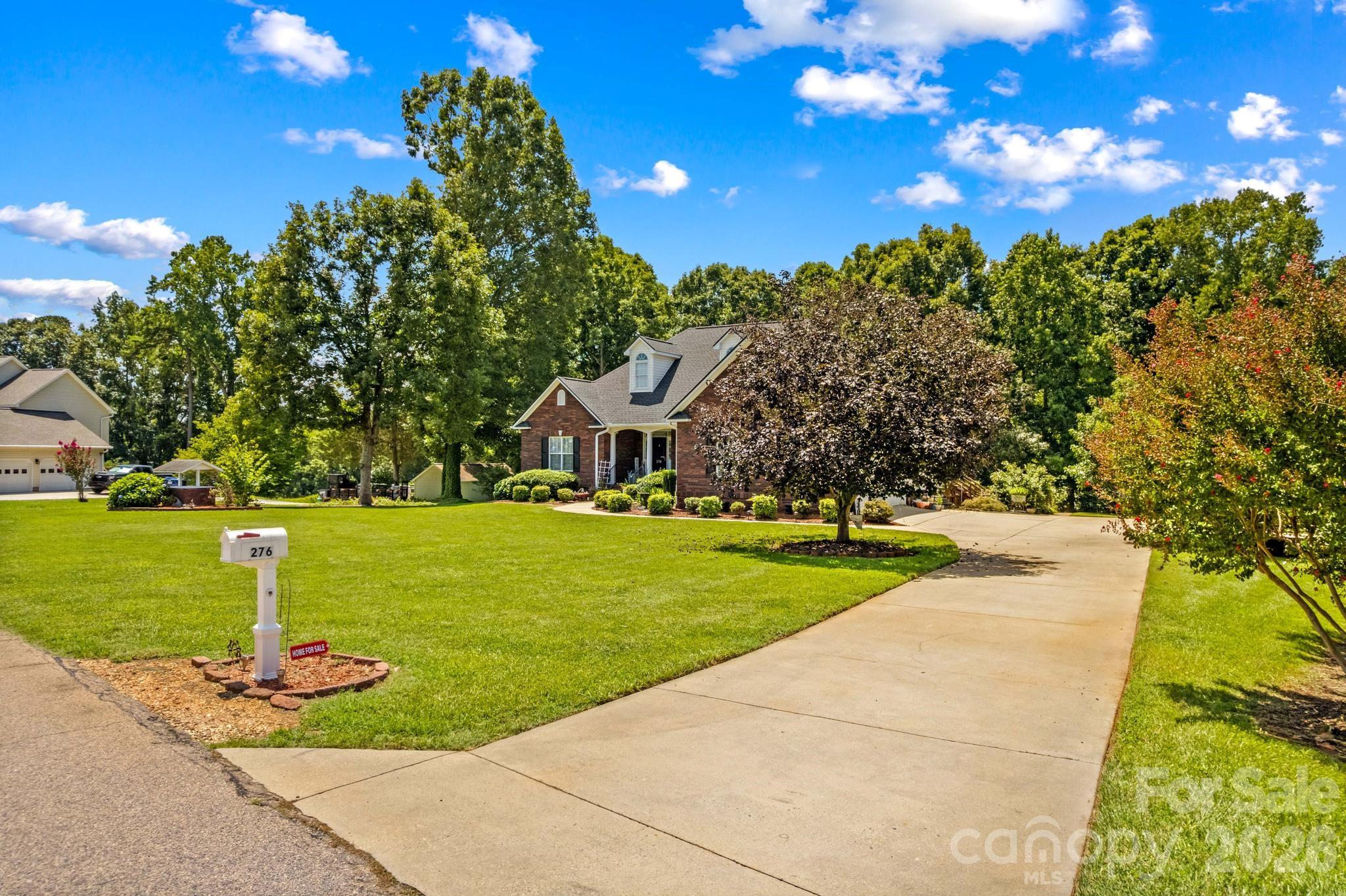 276 Falcon Crest Ln, Salisbury, NC 28147