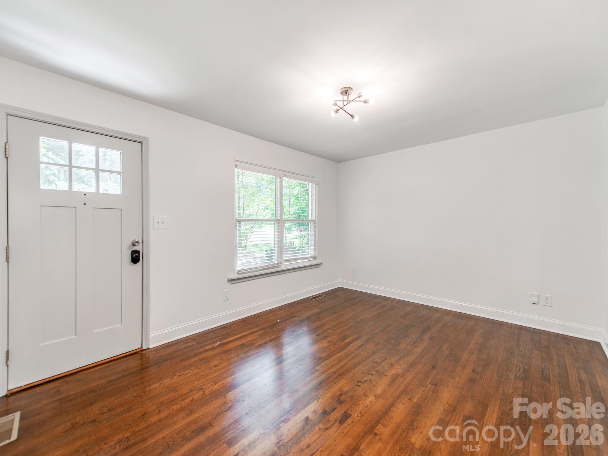 3032 Edsel Pl, Charlotte, NC 28205