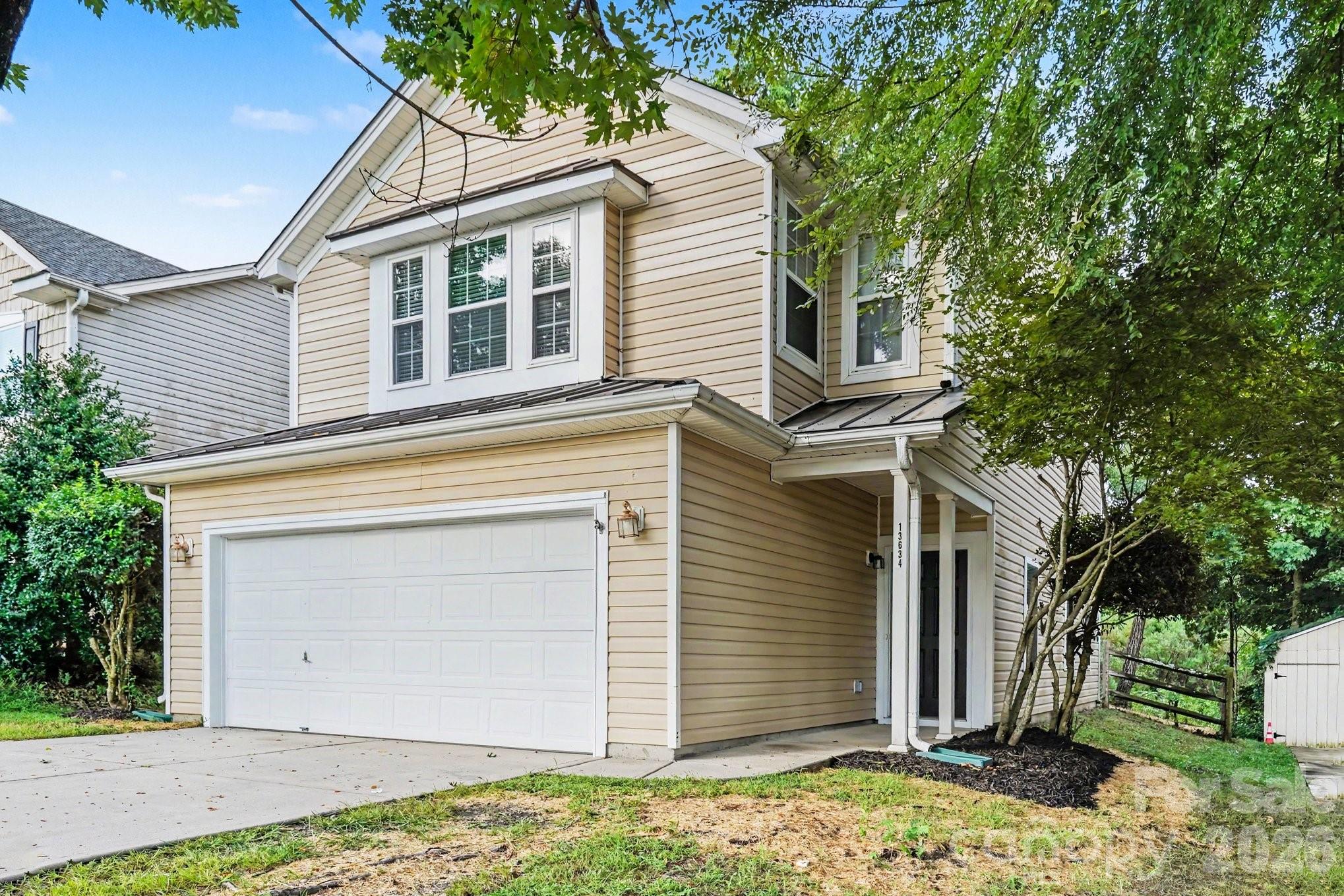 13634 Riding Hill Ave, Charlotte, NC 28213