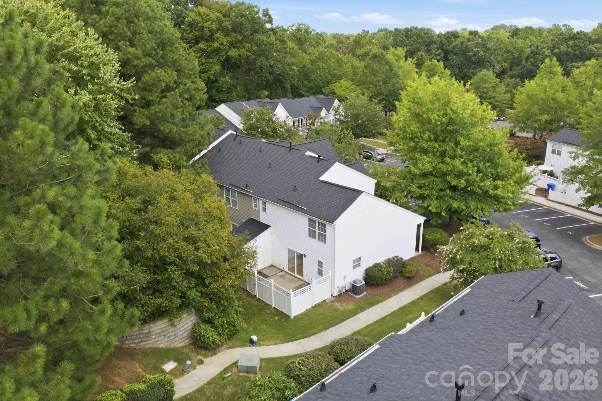 107 Summerwood Dr, Mooresville, NC 28117
