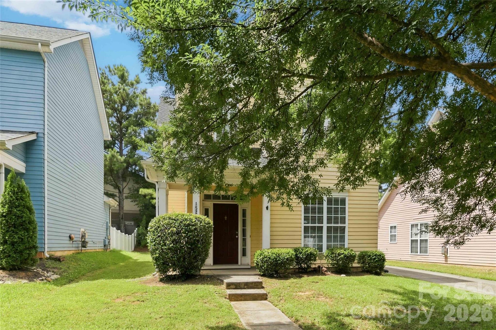 1520 Peaceful Way Dr, Charlotte, NC 28206