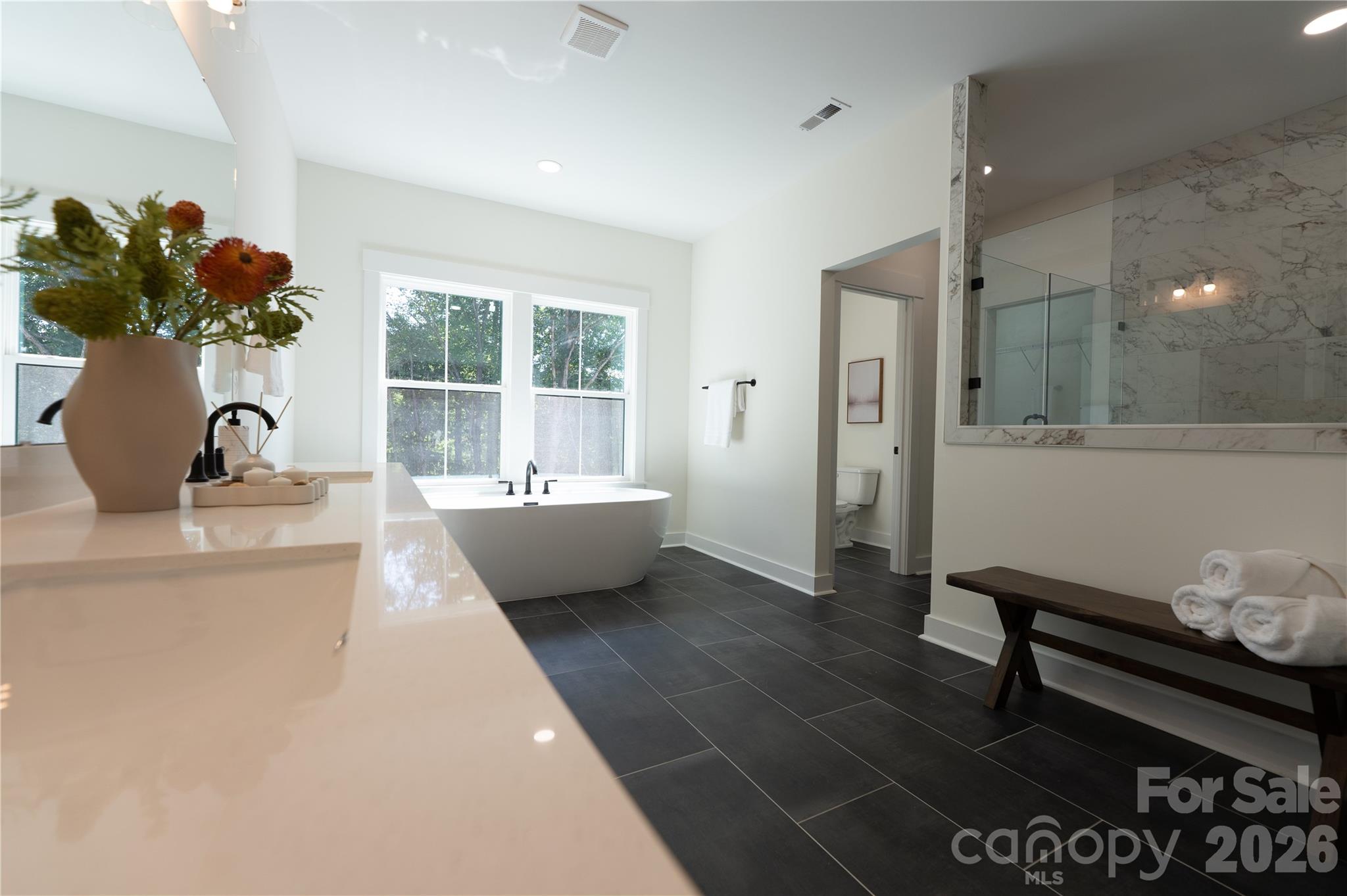 320 Laurel Crest Dr, Kannapolis, NC 28081