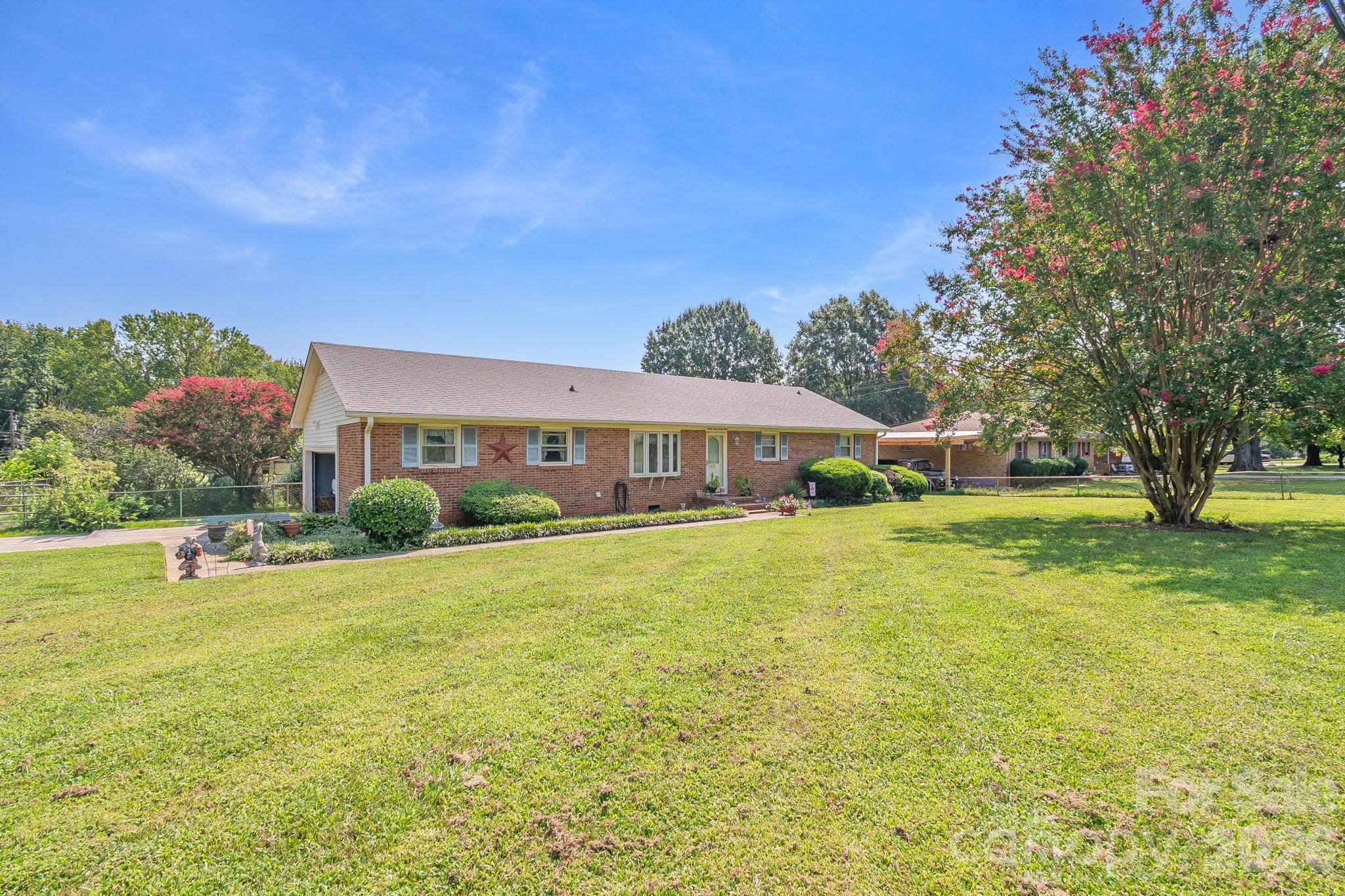 6424 Wilgrove Mint Hill Rd, Mint Hill, NC 28227