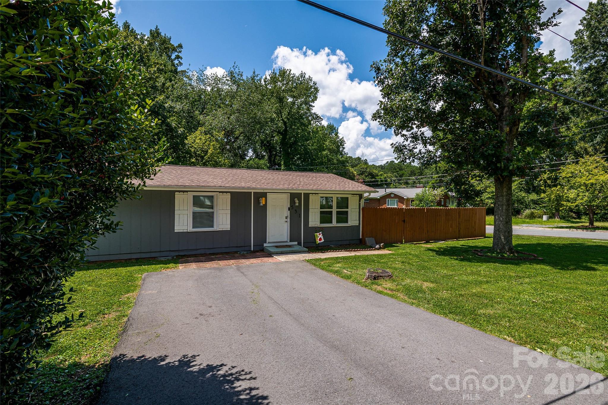 531 Stilwell Oaks Cir, Charlotte, NC 28212