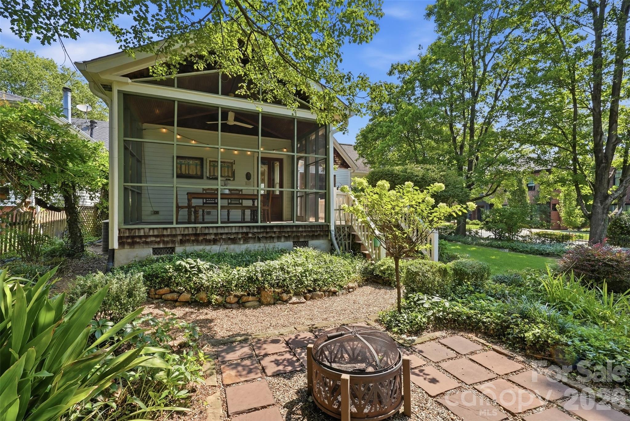 728 Lexington Ave, Charlotte, NC 28203