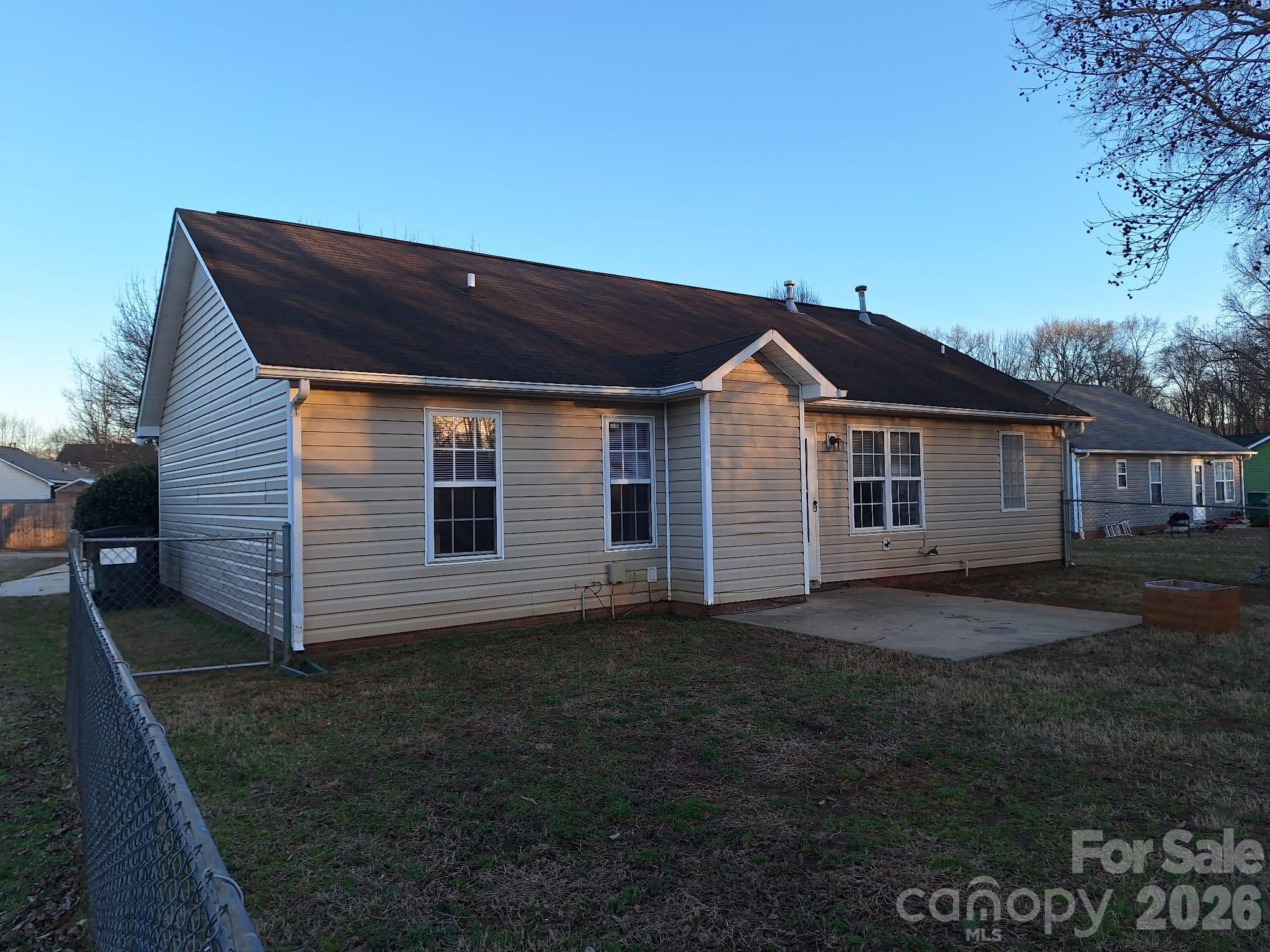 3523 Tracy Glenn Ct, Charlotte, NC 28269